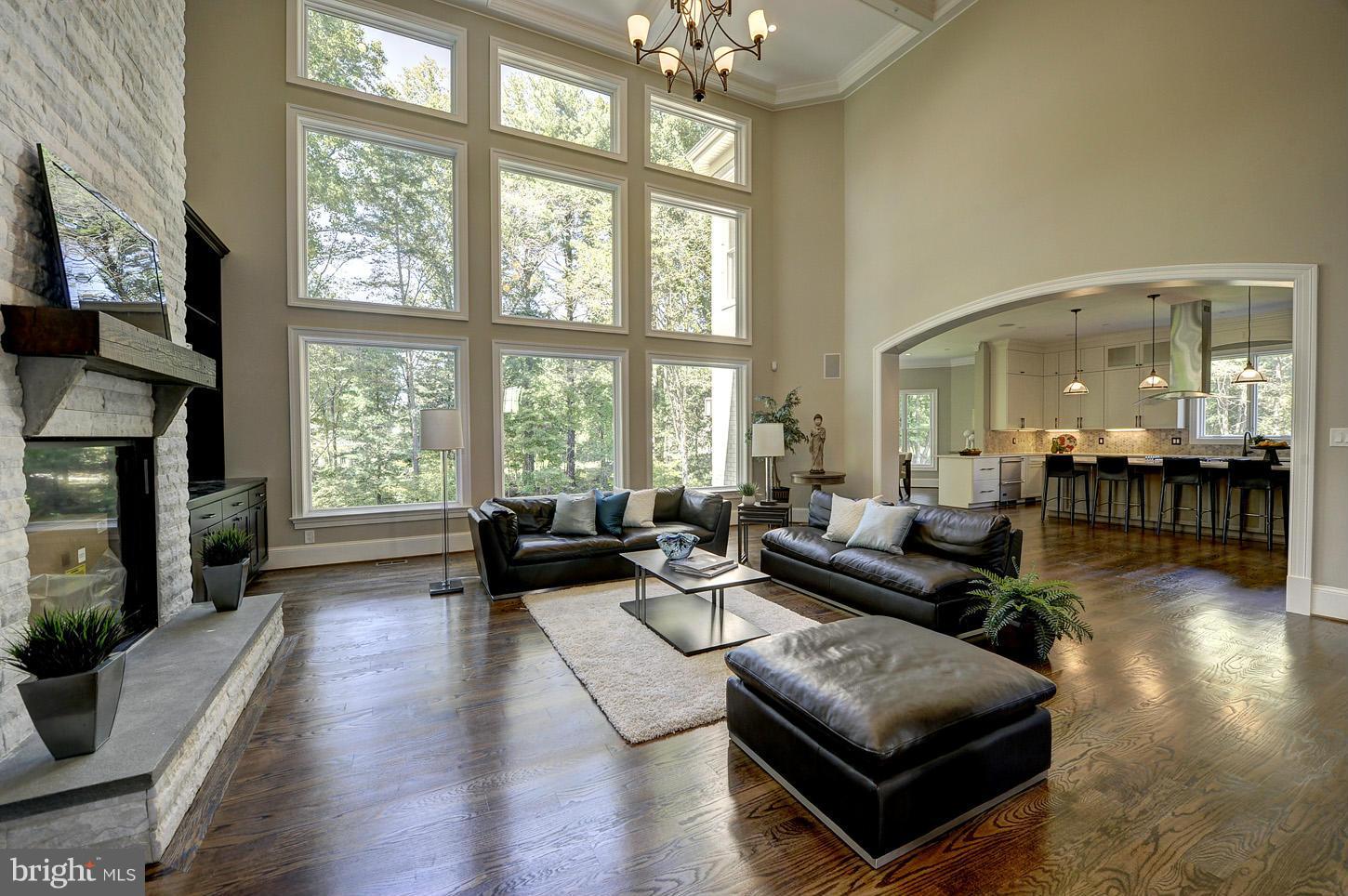 POTOMAC OUTSIDE - Residential