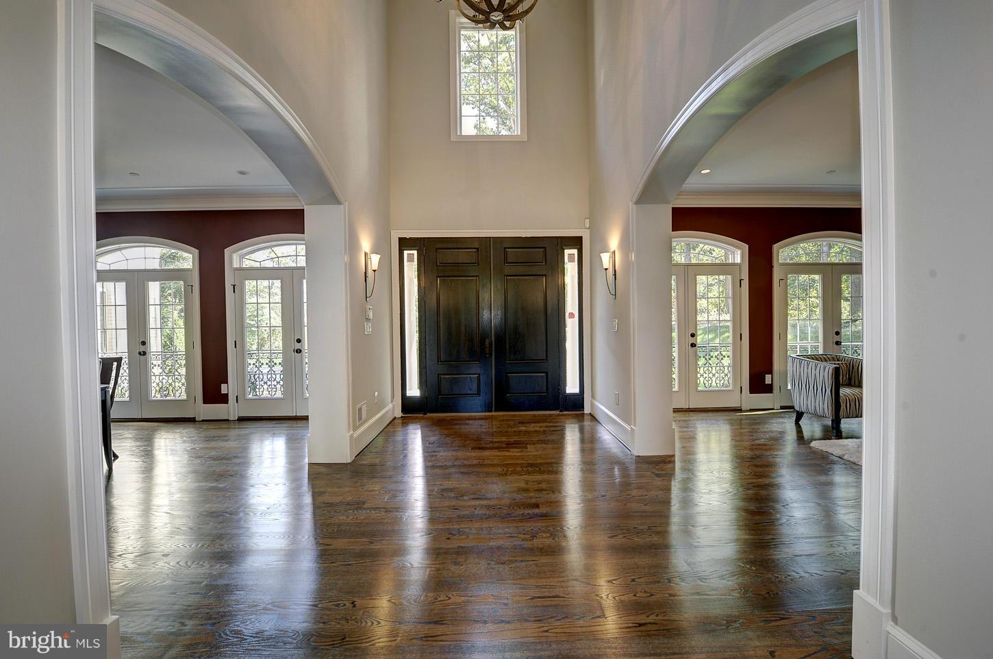 POTOMAC OUTSIDE - Residential