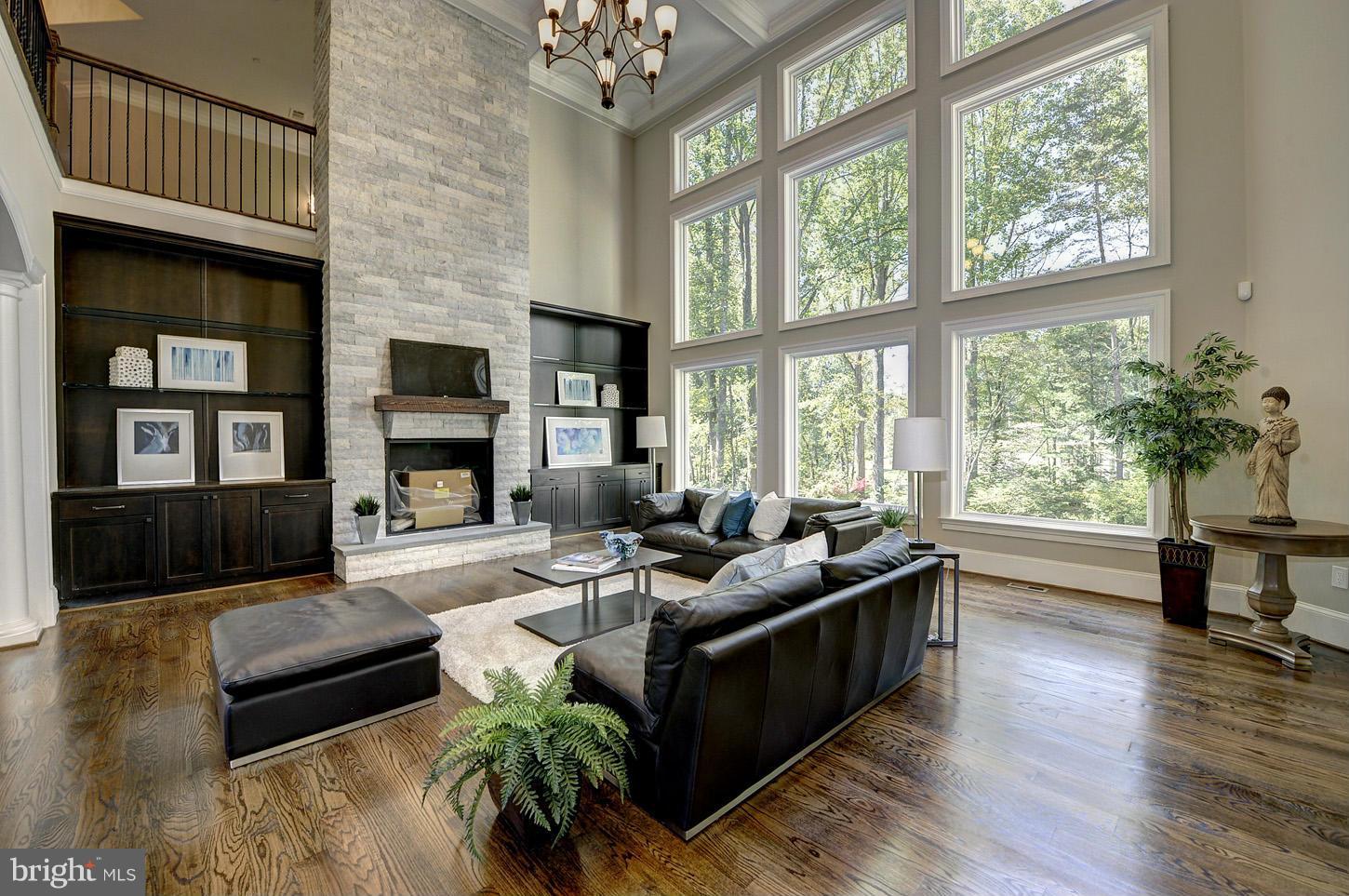 POTOMAC OUTSIDE - Residential