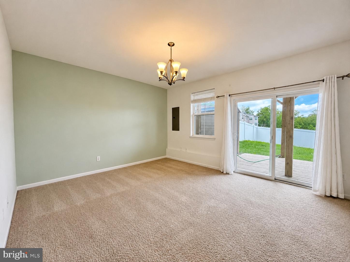 4811 HICKS DRIVE