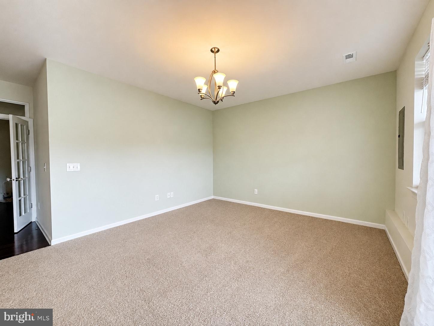 4811 HICKS DRIVE