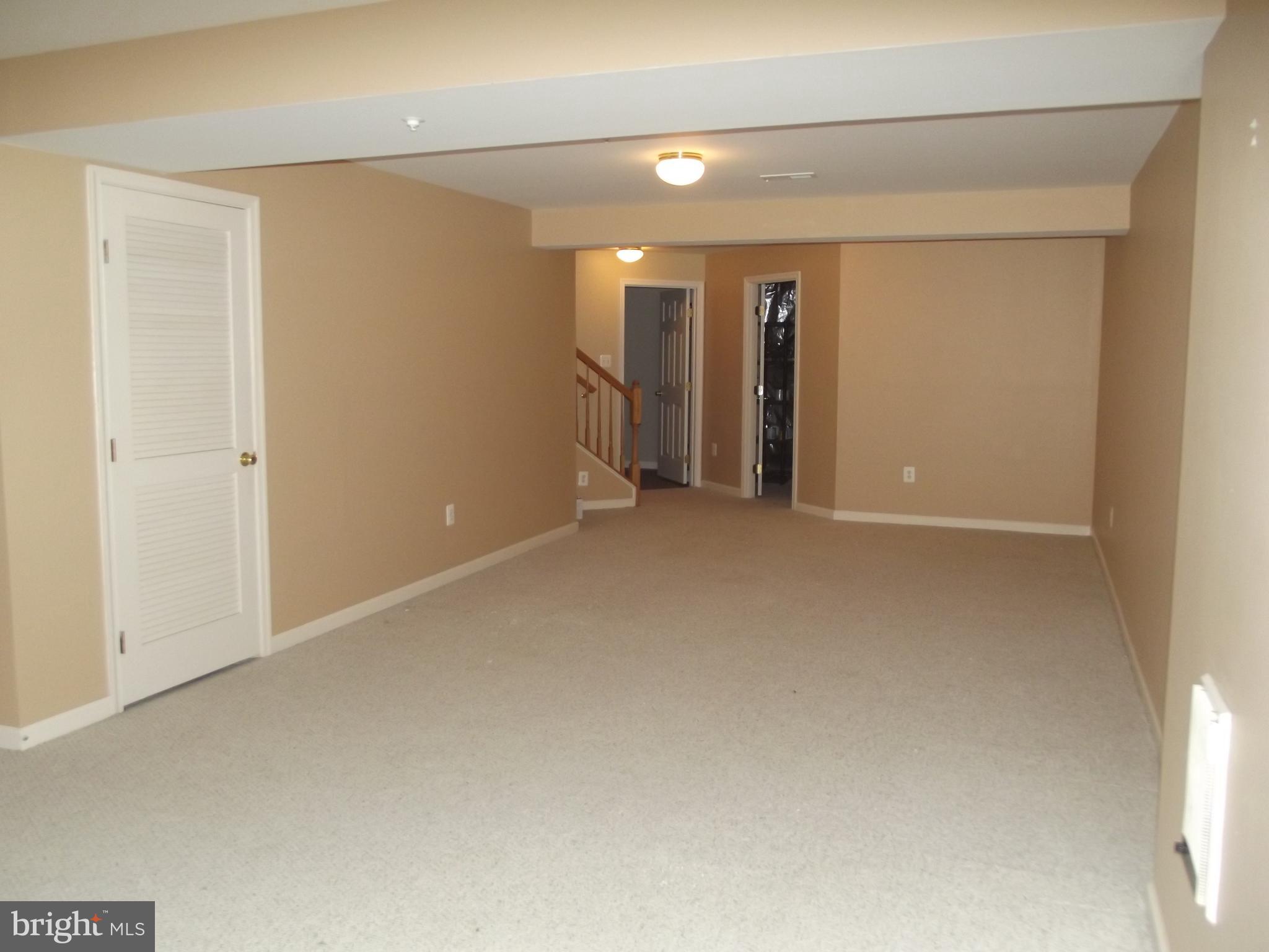 DEARBOUGHT - Residential Lease