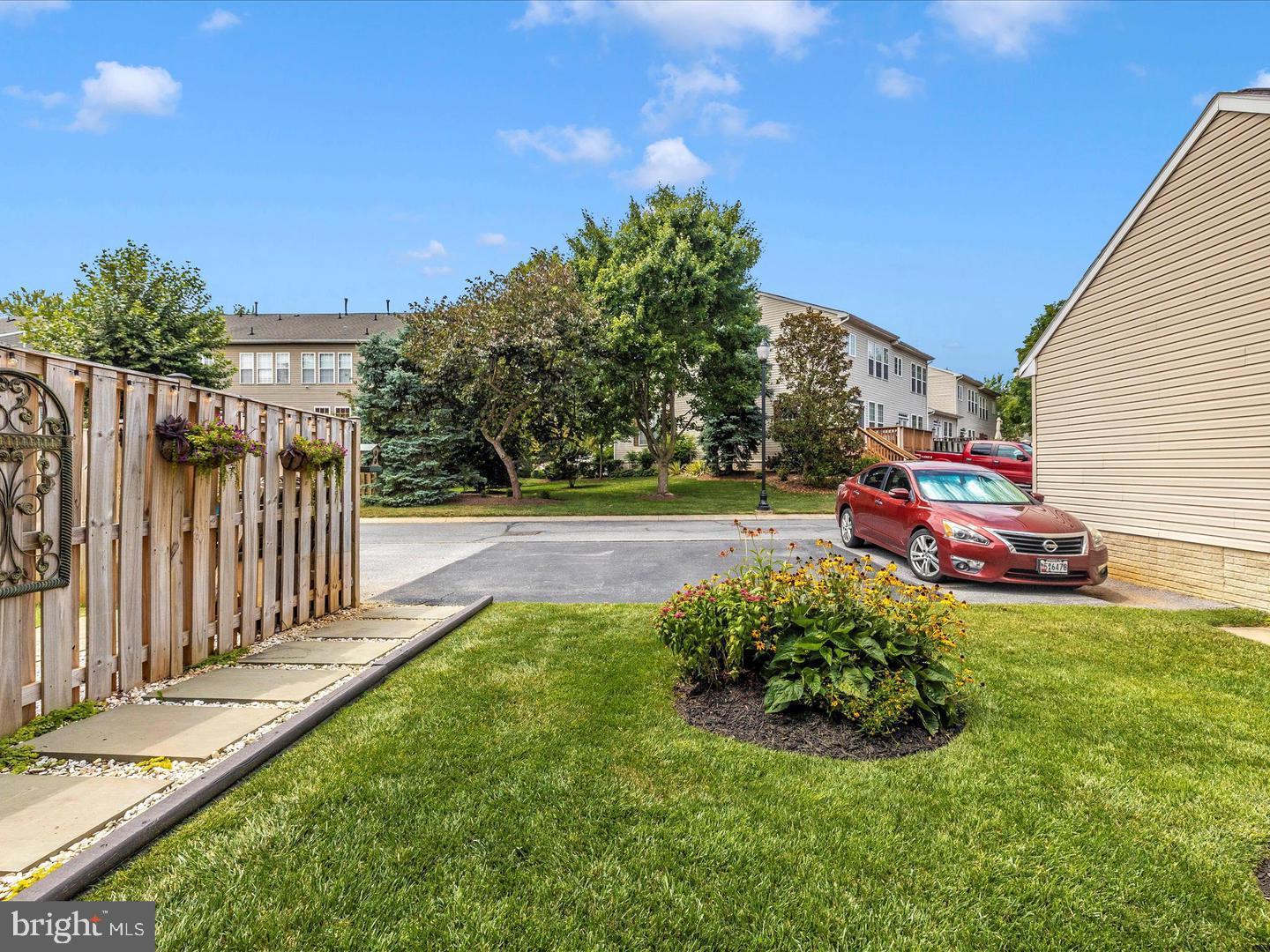 DEARBOUGHT - Residential Lease