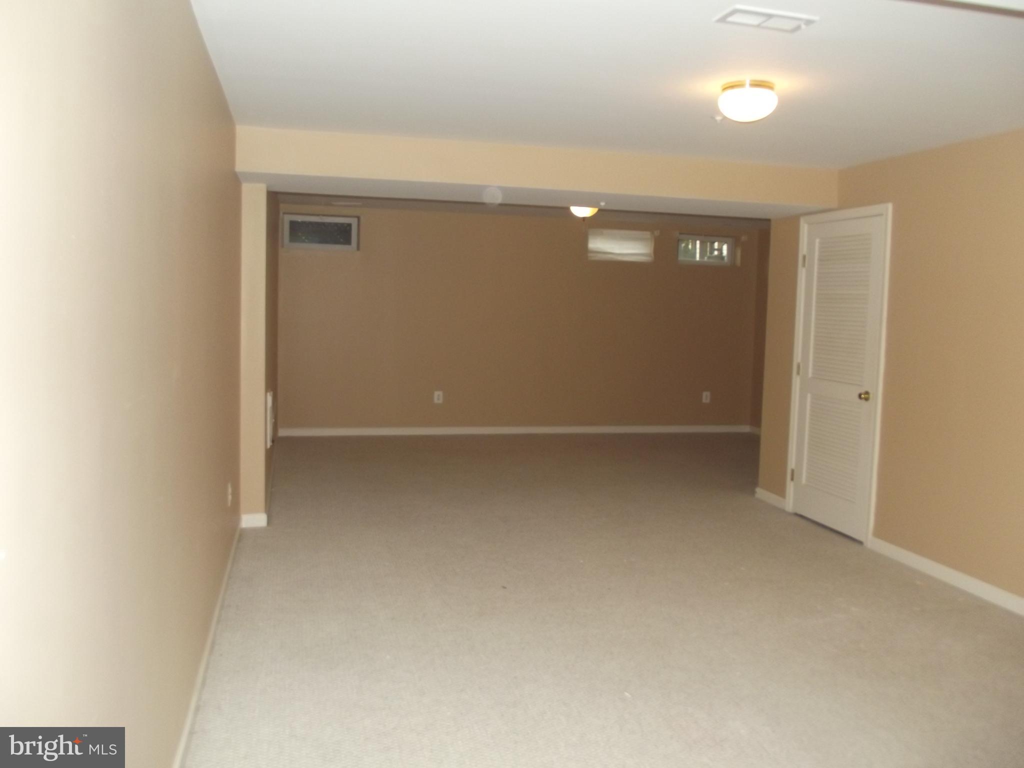 DEARBOUGHT - Residential Lease