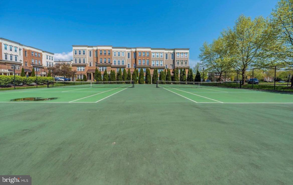 DEARBOUGHT - Residential Lease