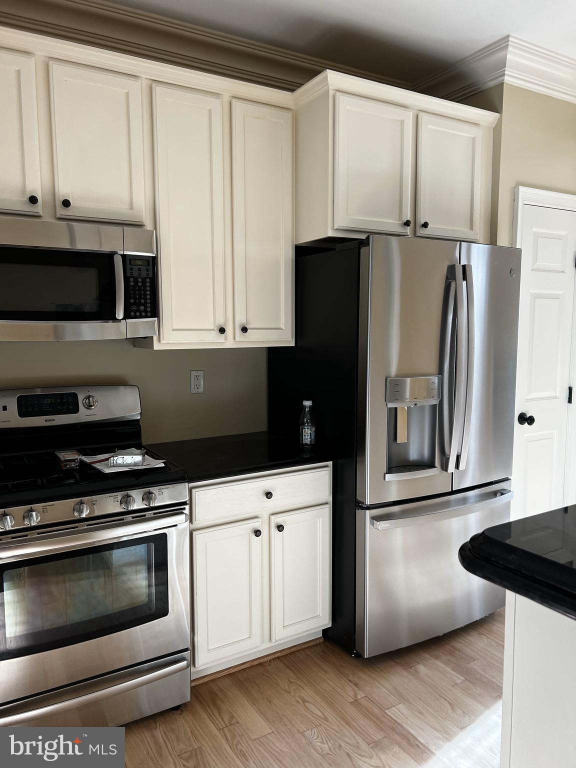 DEARBOUGHT - Residential Lease