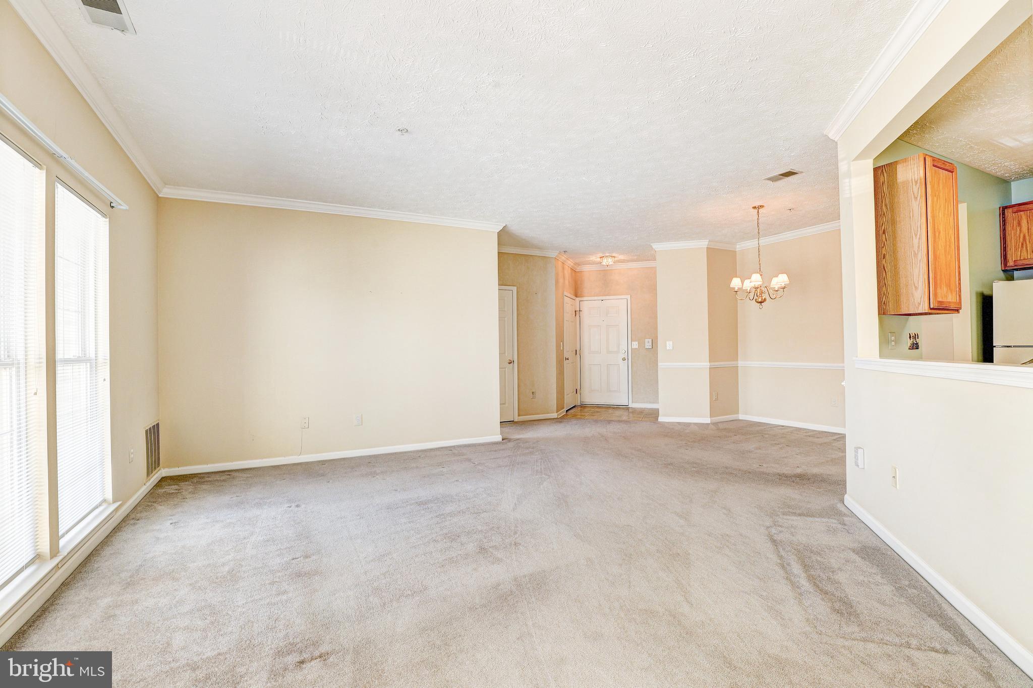 12 BROOK FARM COURT H 12H