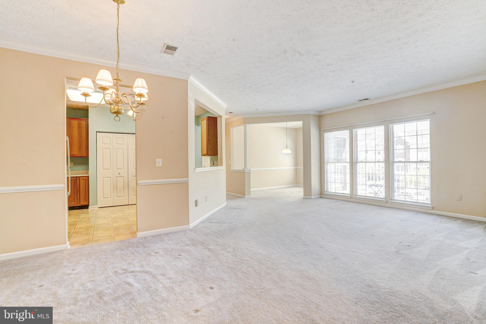 12 BROOK FARM COURT H 12H
