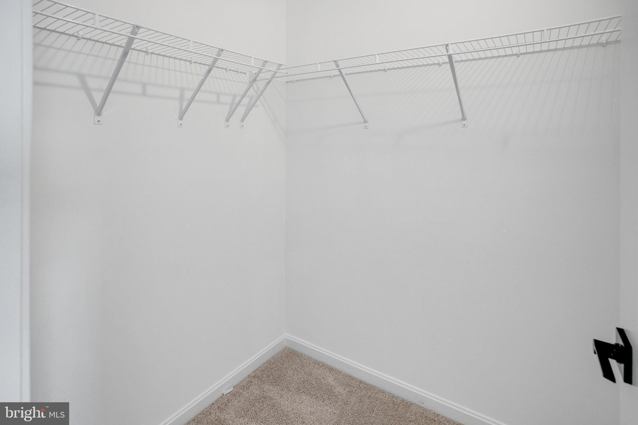 WHITE OAK - Residential