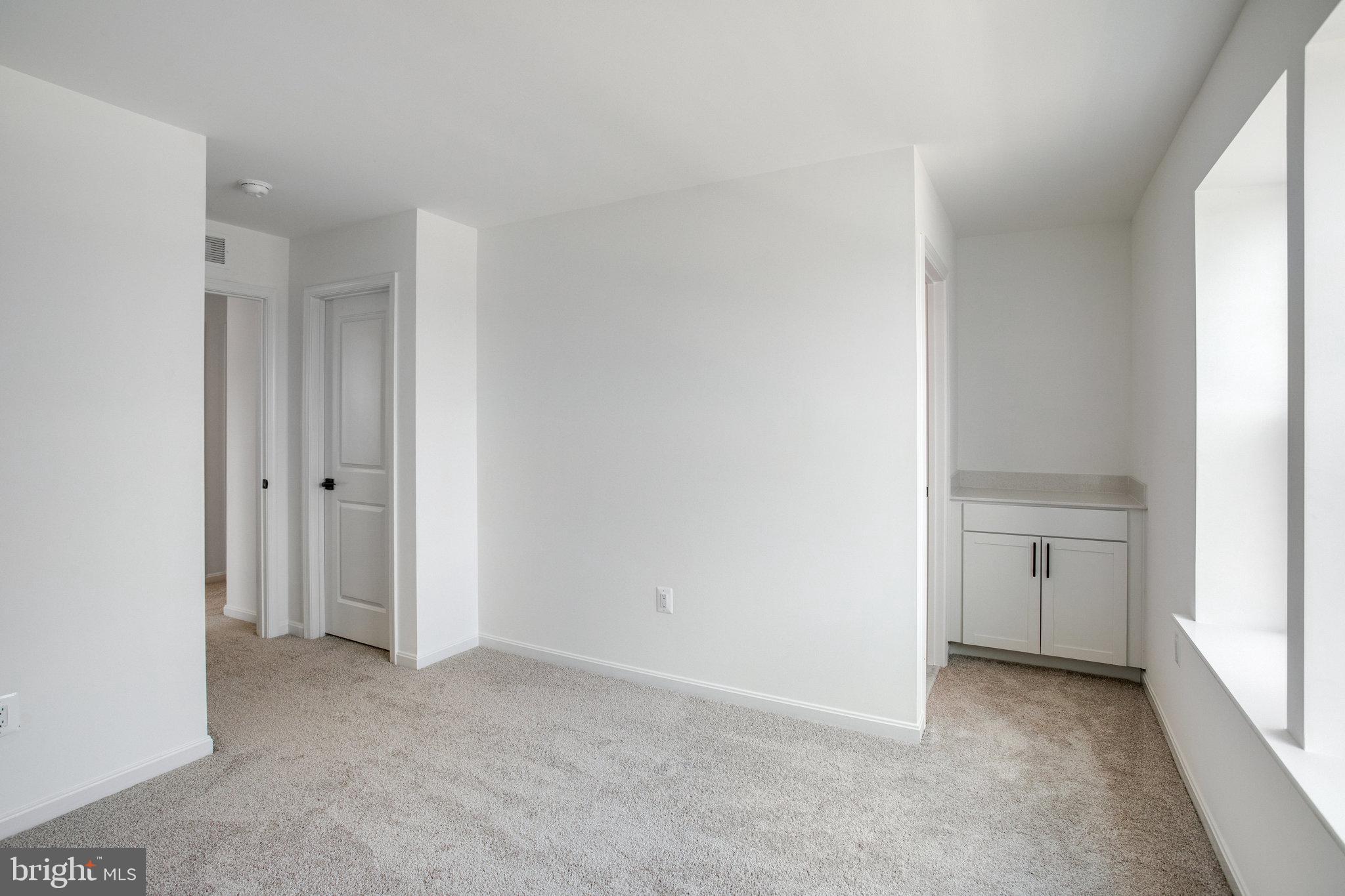 WHITE OAK - Residential