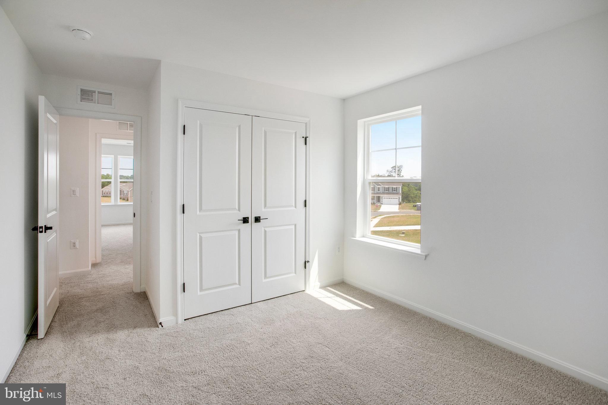 WHITE OAK - Residential