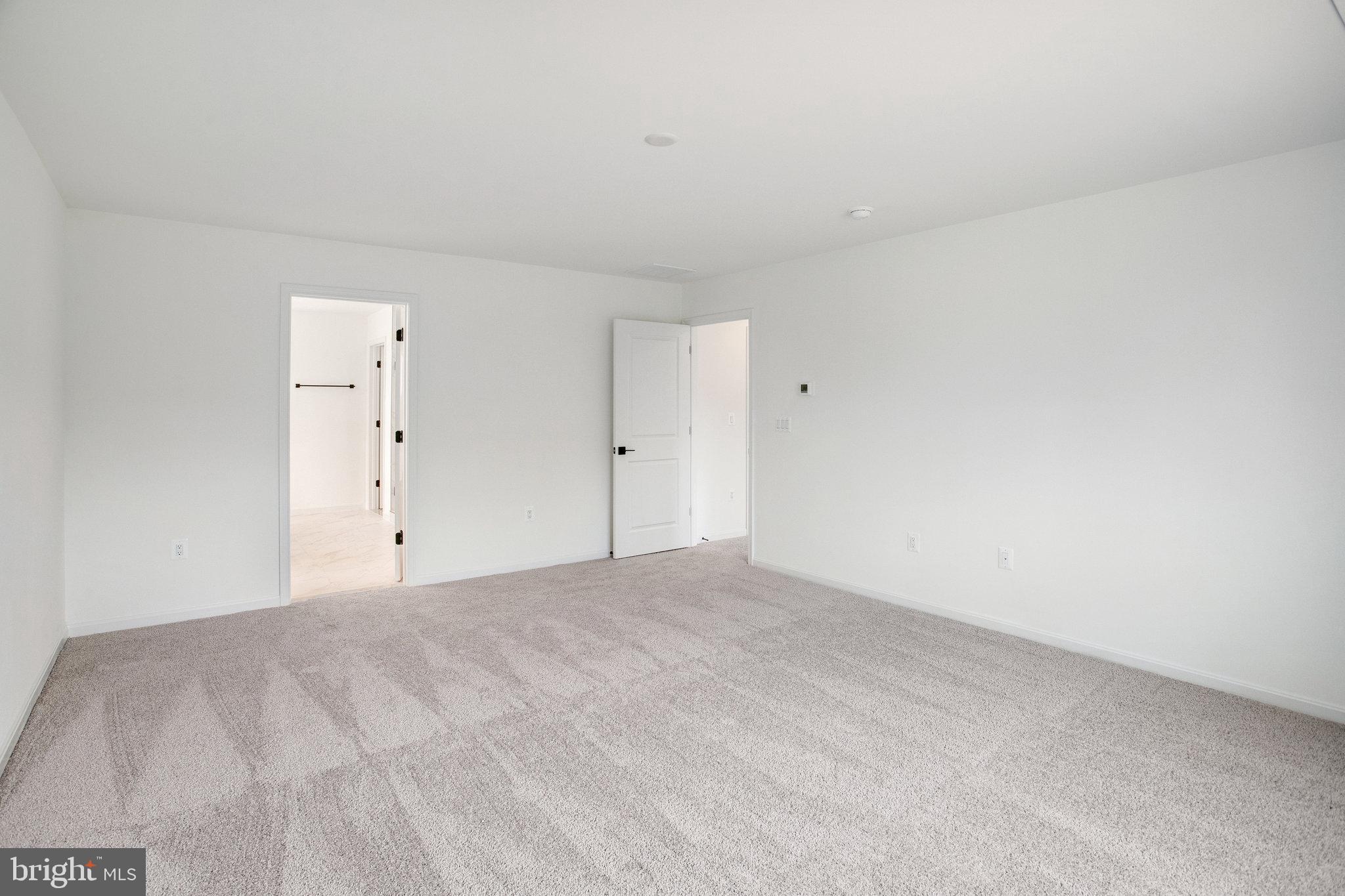 WHITE OAK - Residential