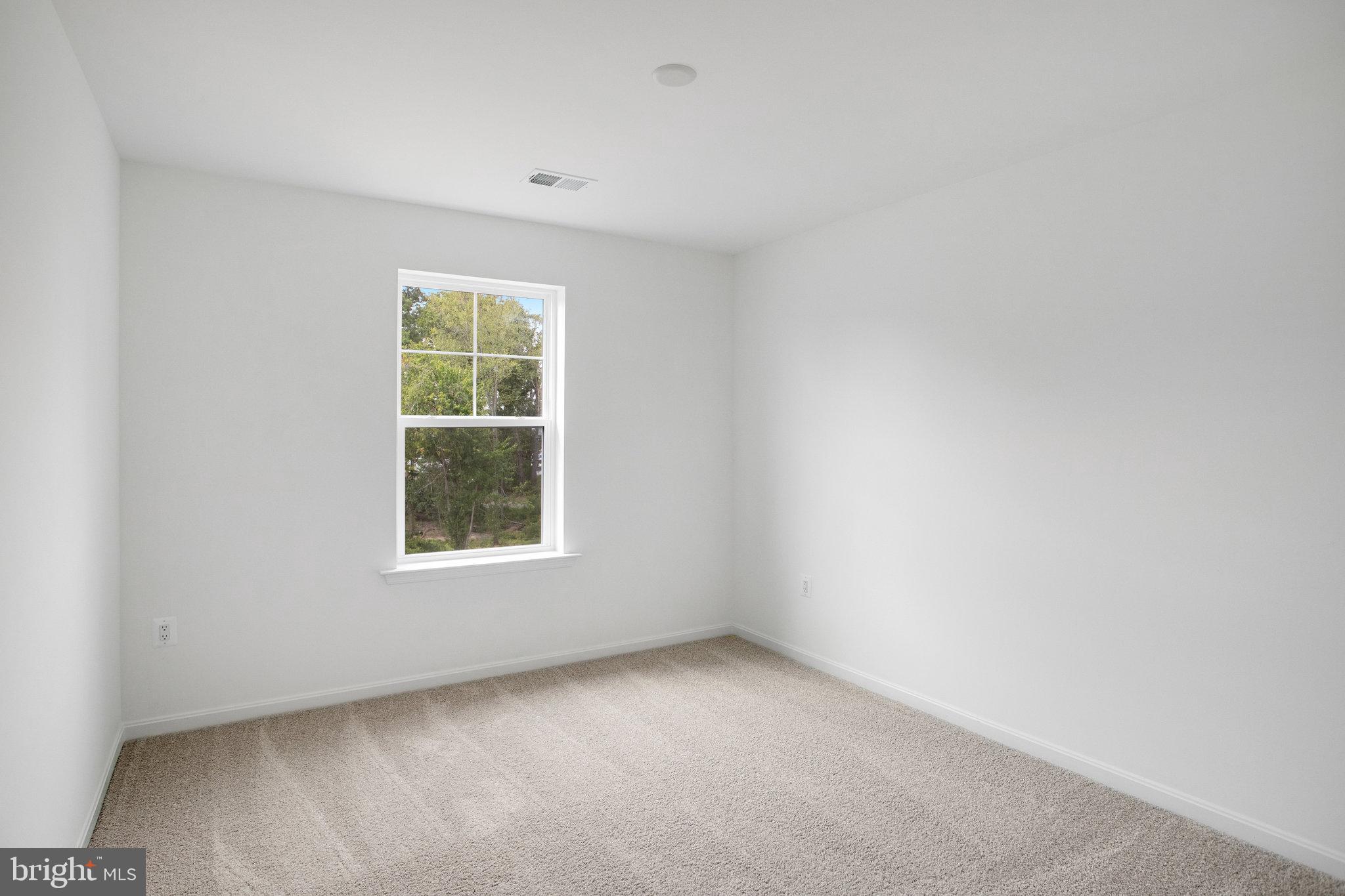 WHITE OAK - Residential