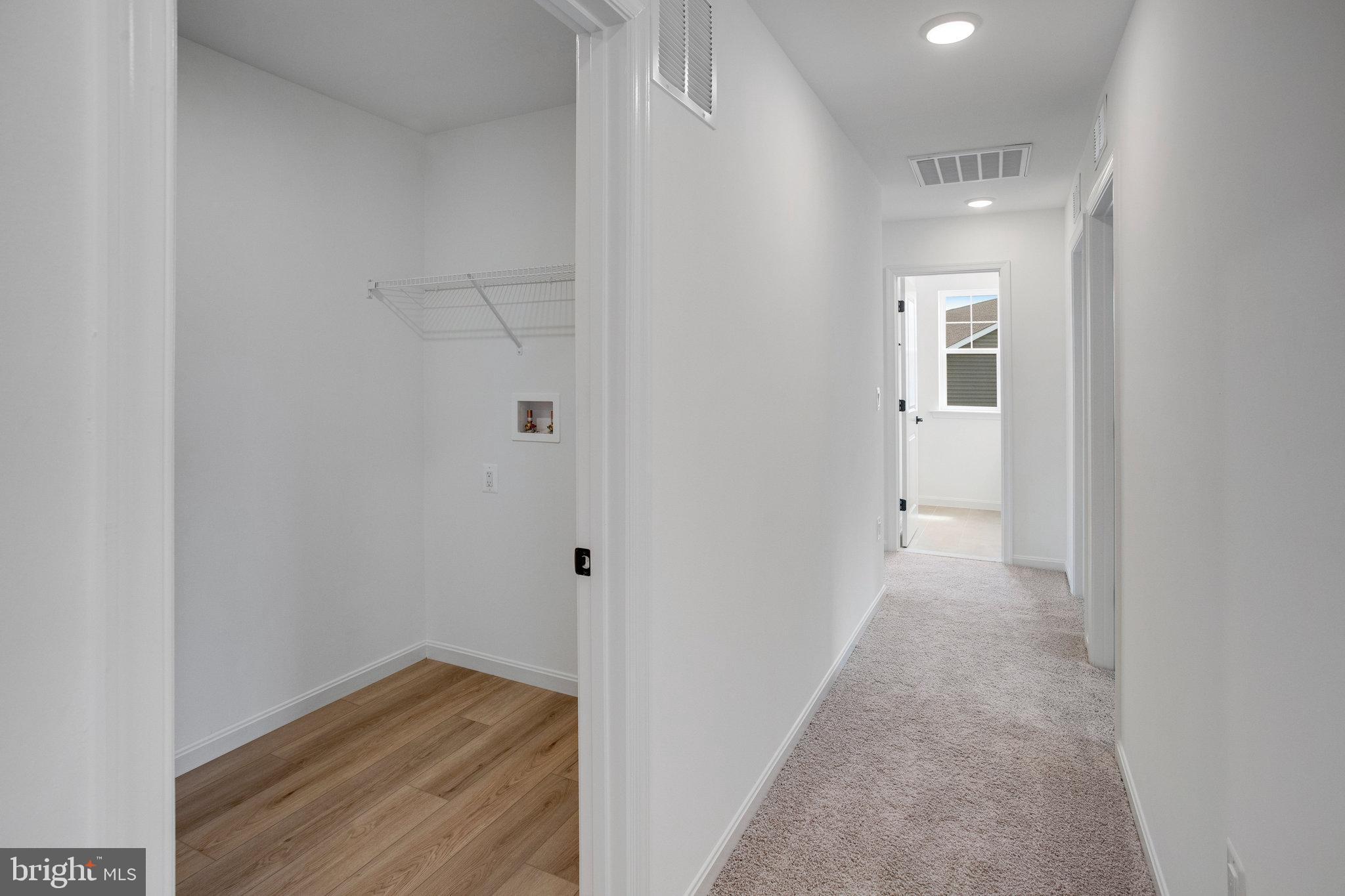 WHITE OAK - Residential