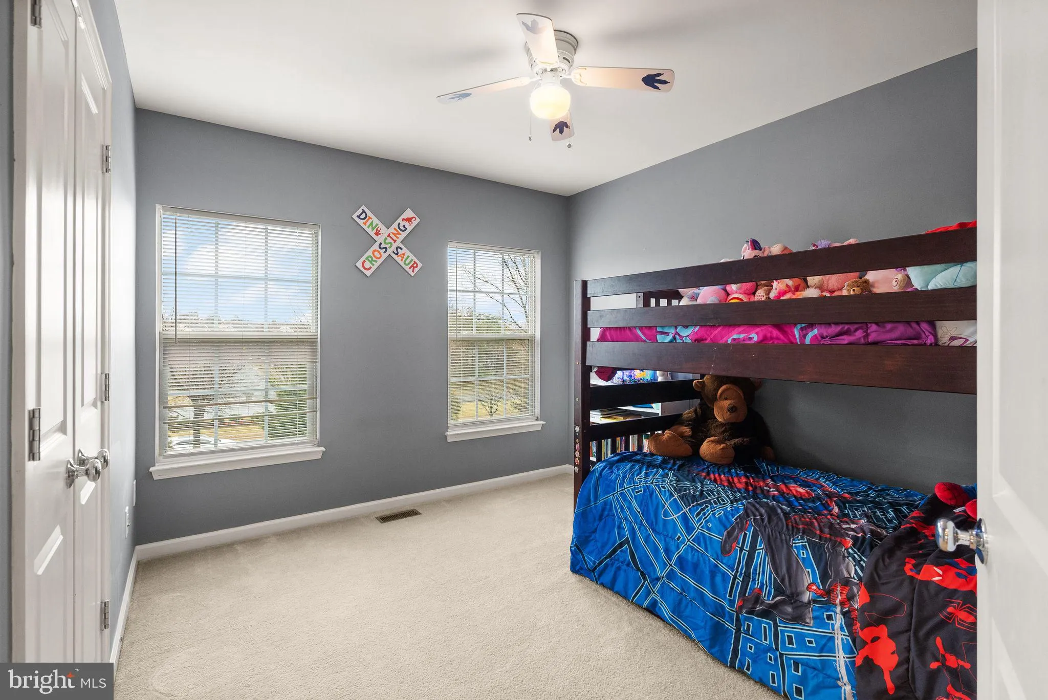 Gainesville, Virginia 20155, United States, 4 Bedrooms Bedrooms, ,4 BathroomsBathrooms,Residential,Contingent,7392