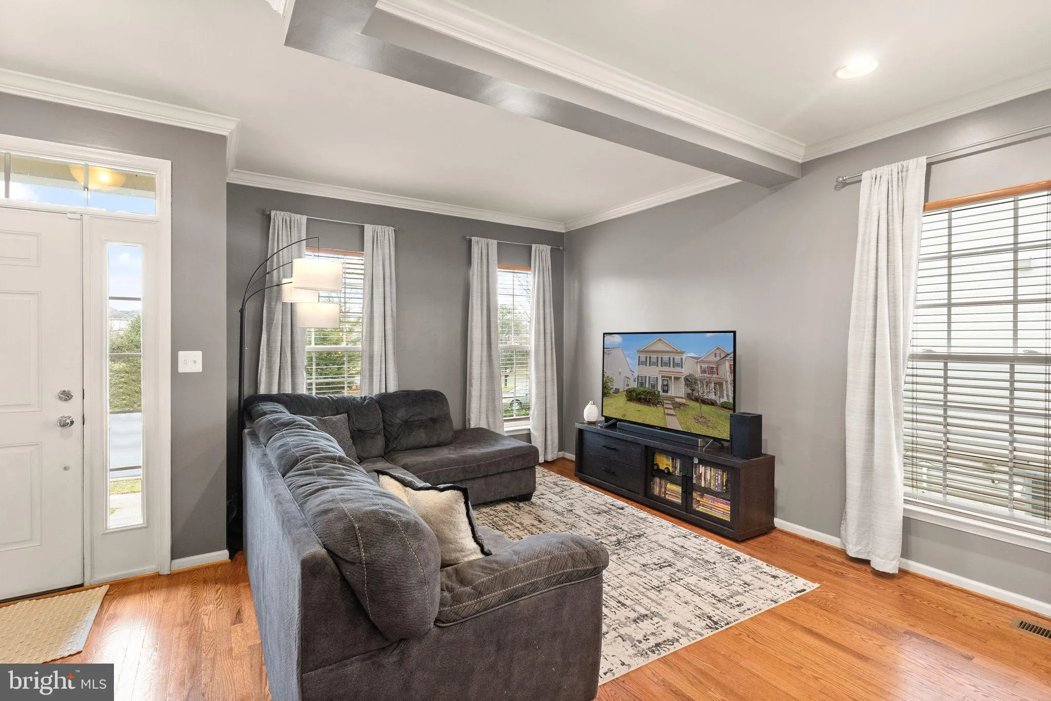 Gainesville, Virginia 20155, United States, 4 Bedrooms Bedrooms, ,4 BathroomsBathrooms,Residential,Contingent,7392