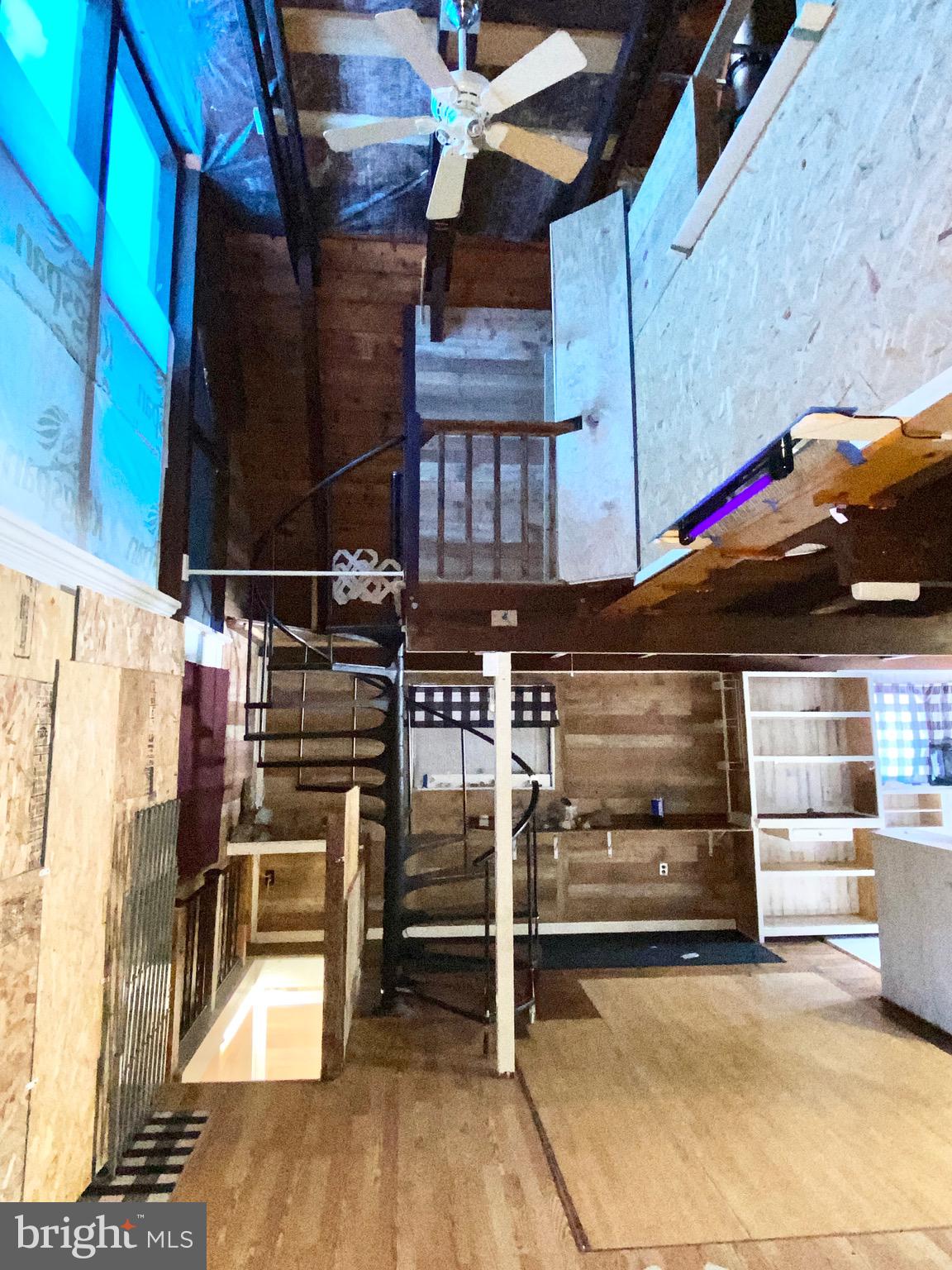 KEYES FERRY ACRES - Residential