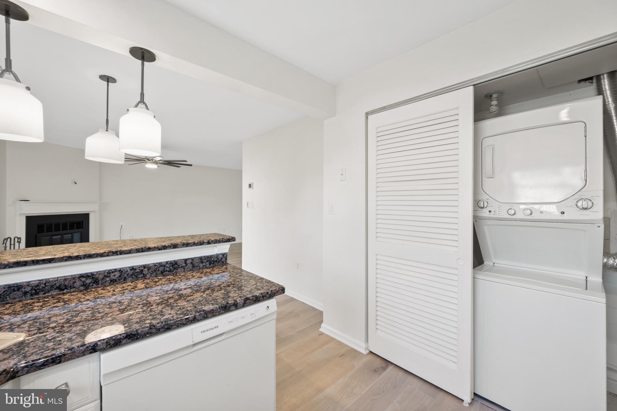 WINDGATE - Residential