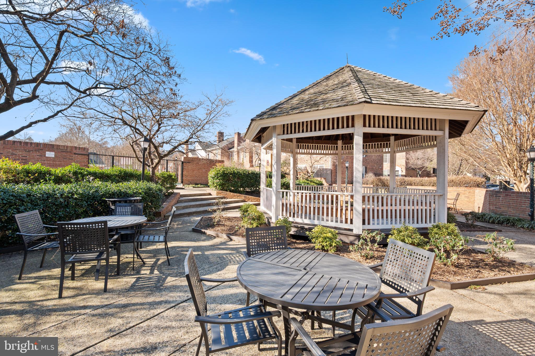 WINDGATE - Residential