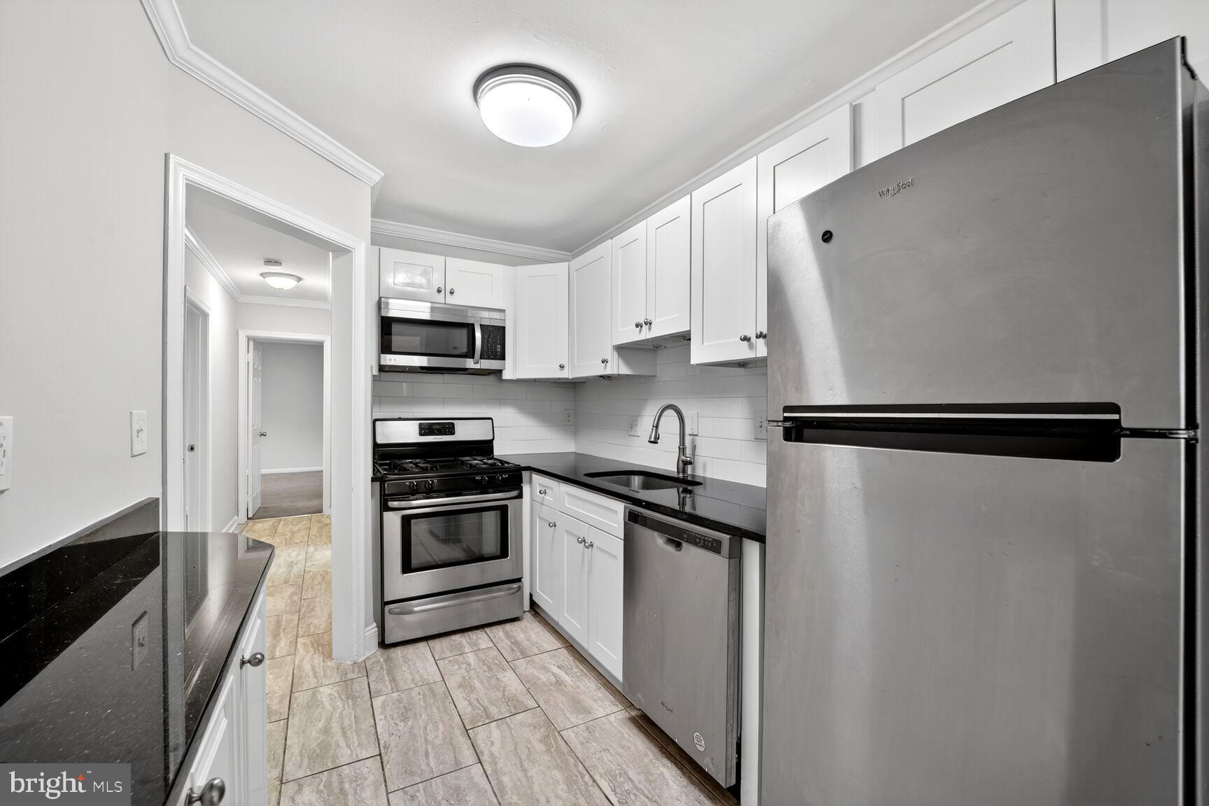 4409 ROMLON STREET 3