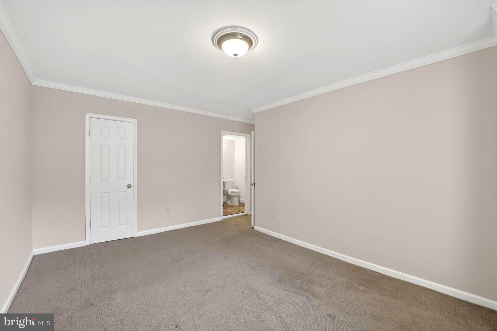 MONTPELIER VILLAGE - Residential