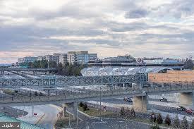 METRO SQUARE - Residential Lease