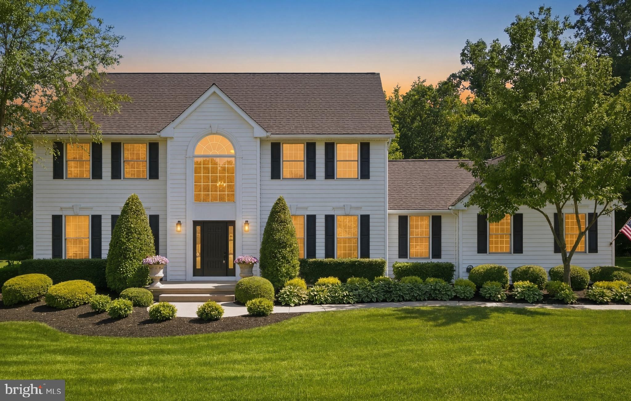 203 W UNION DRIVE