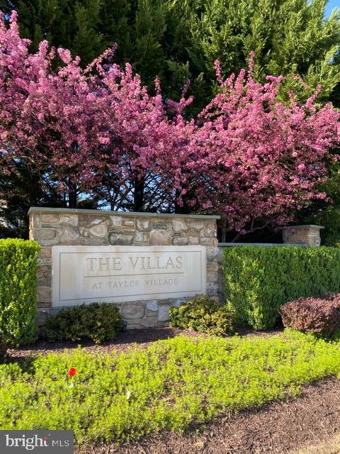 VILLAGE CREST AT TAYLOR VILLAGE - Residential