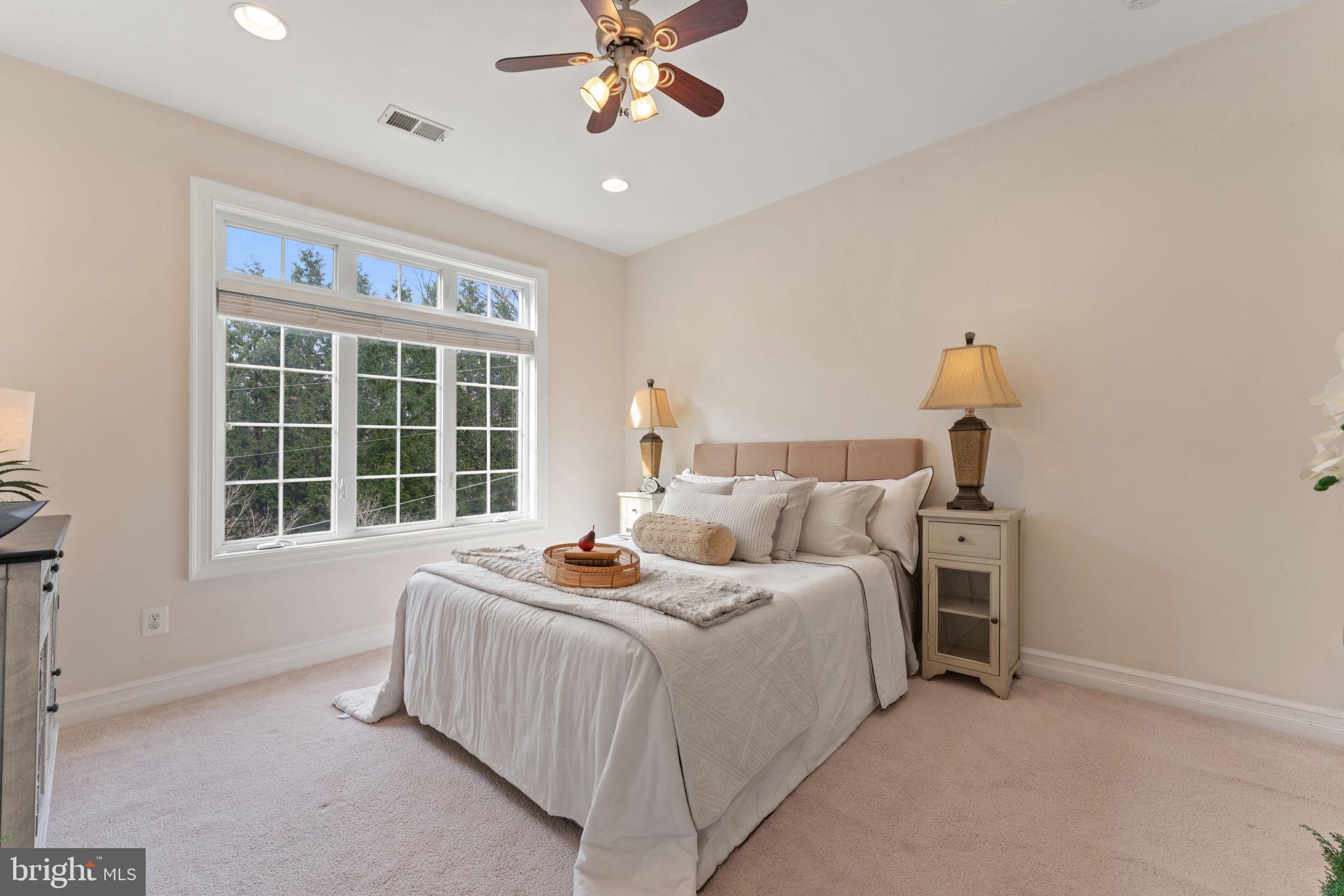 FAIRLAND - Residential