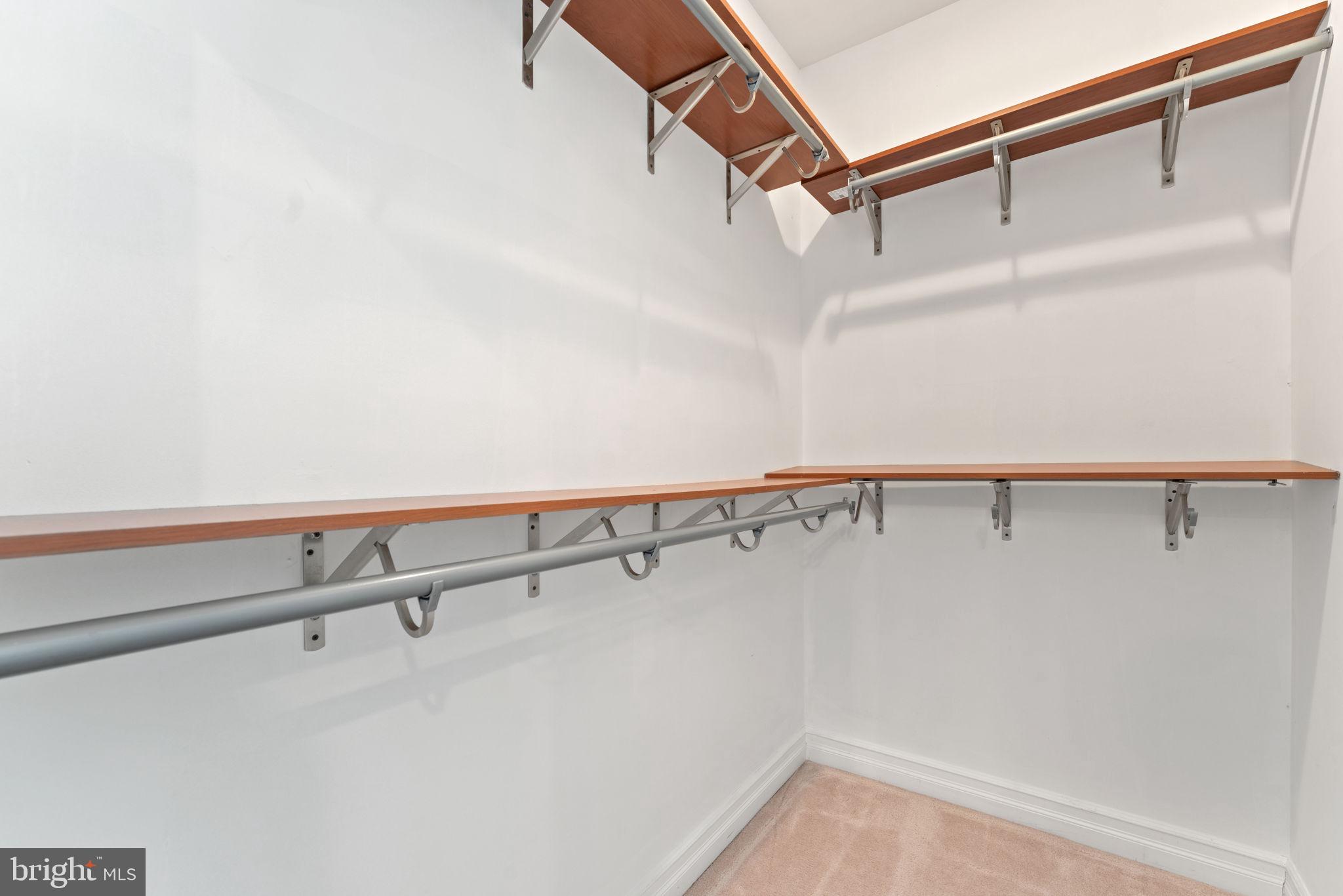 FAIRLAND - Residential