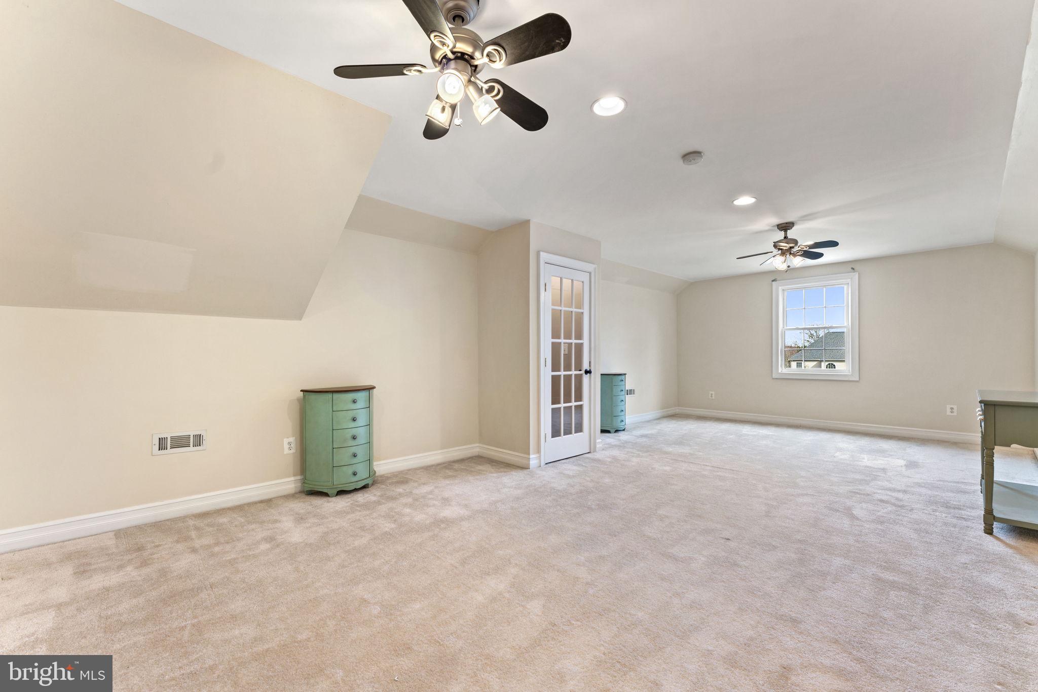 FAIRLAND - Residential