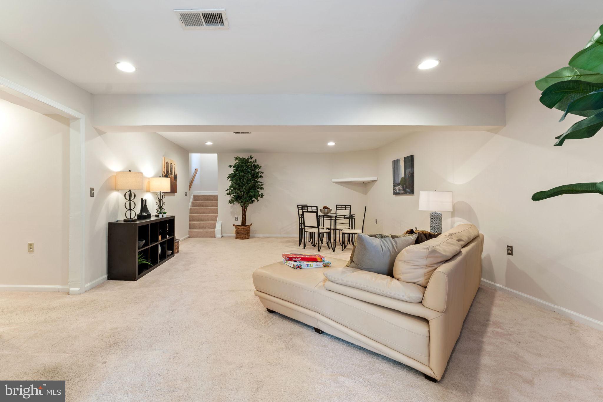 FAIRLAND - Residential