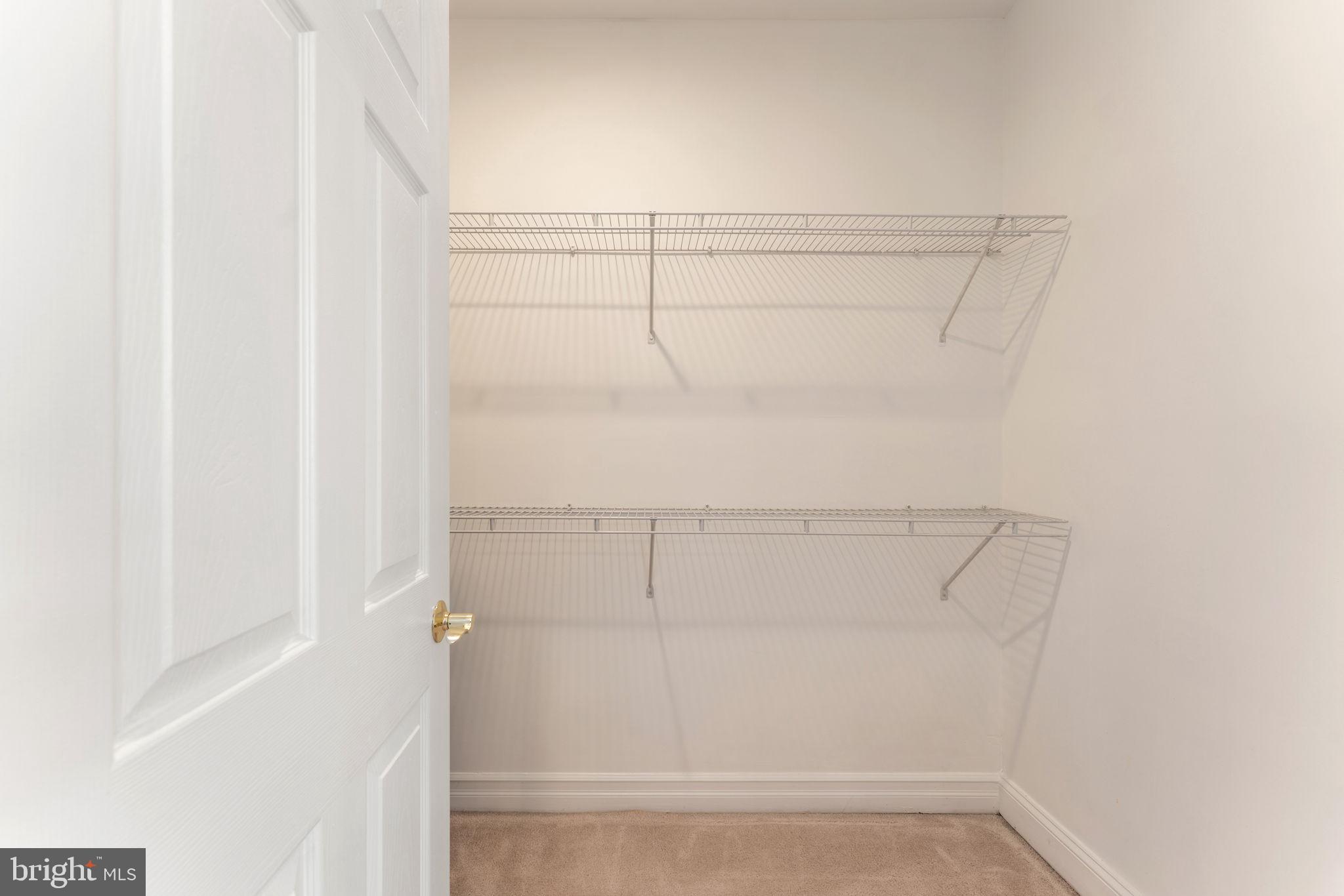 FAIRLAND - Residential