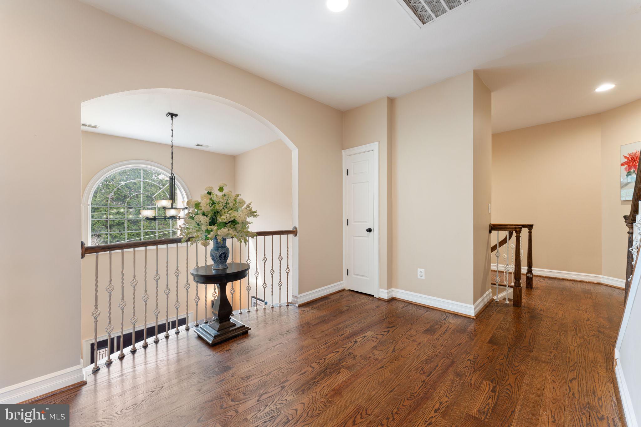 FAIRLAND - Residential