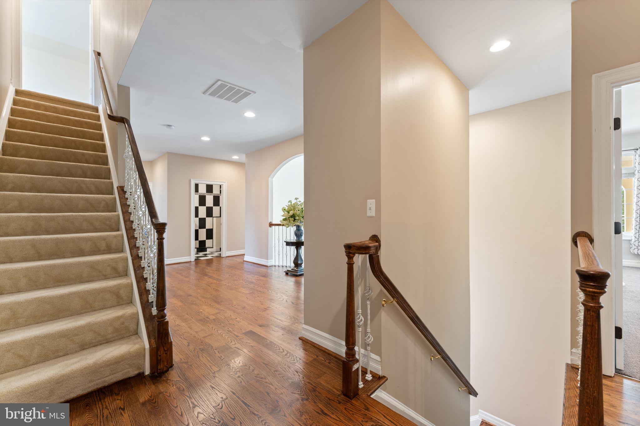 FAIRLAND - Residential