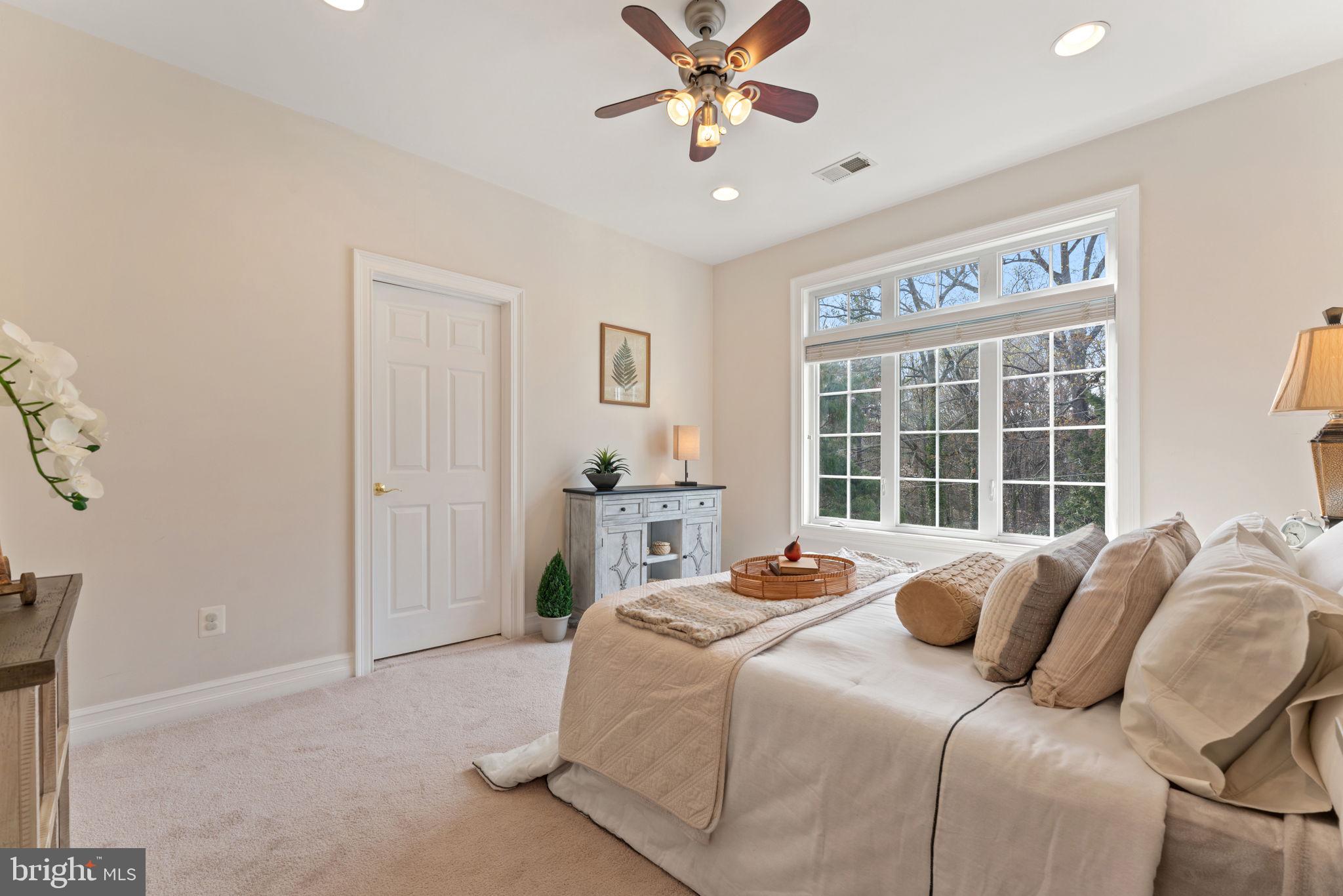 FAIRLAND - Residential