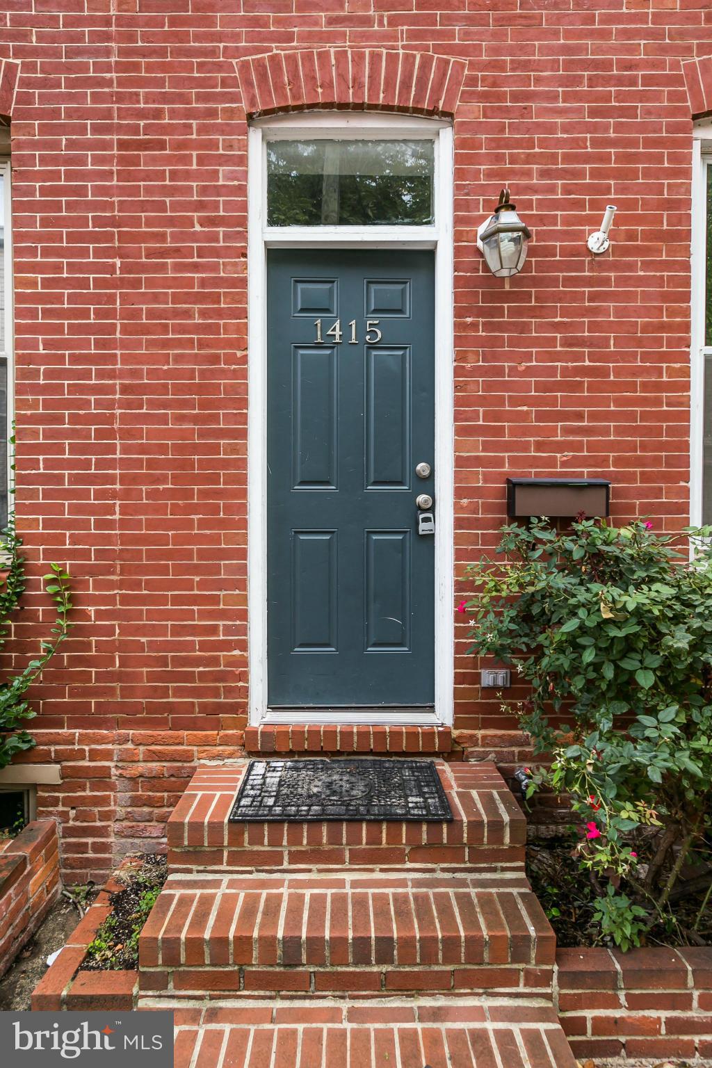 FEDERAL HILL HISTORIC DISTRICT - Residential Lease