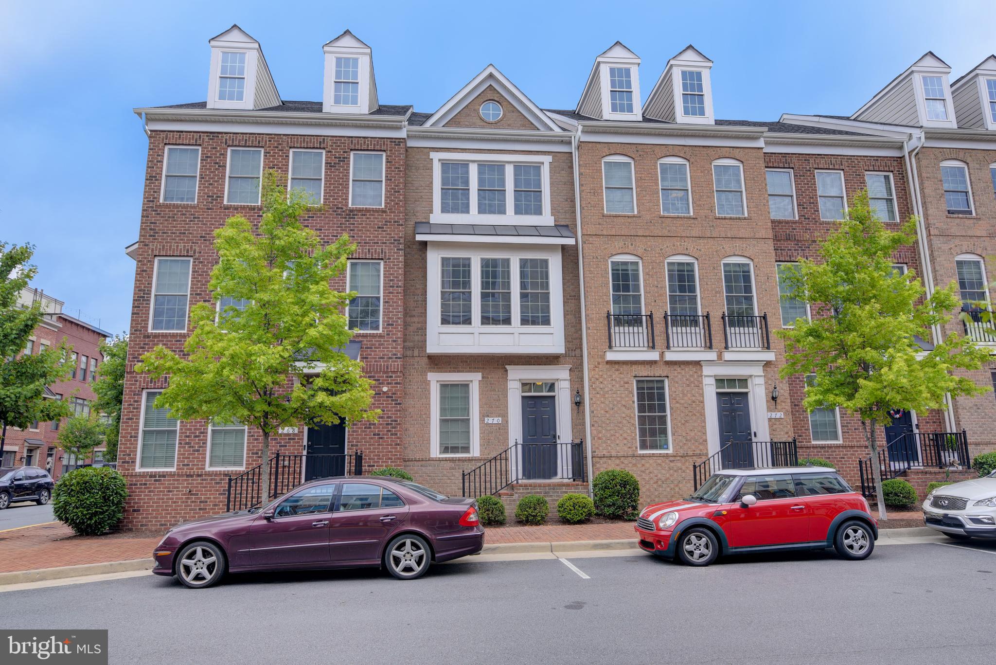 CRESCENT PLACE - Residential Lease