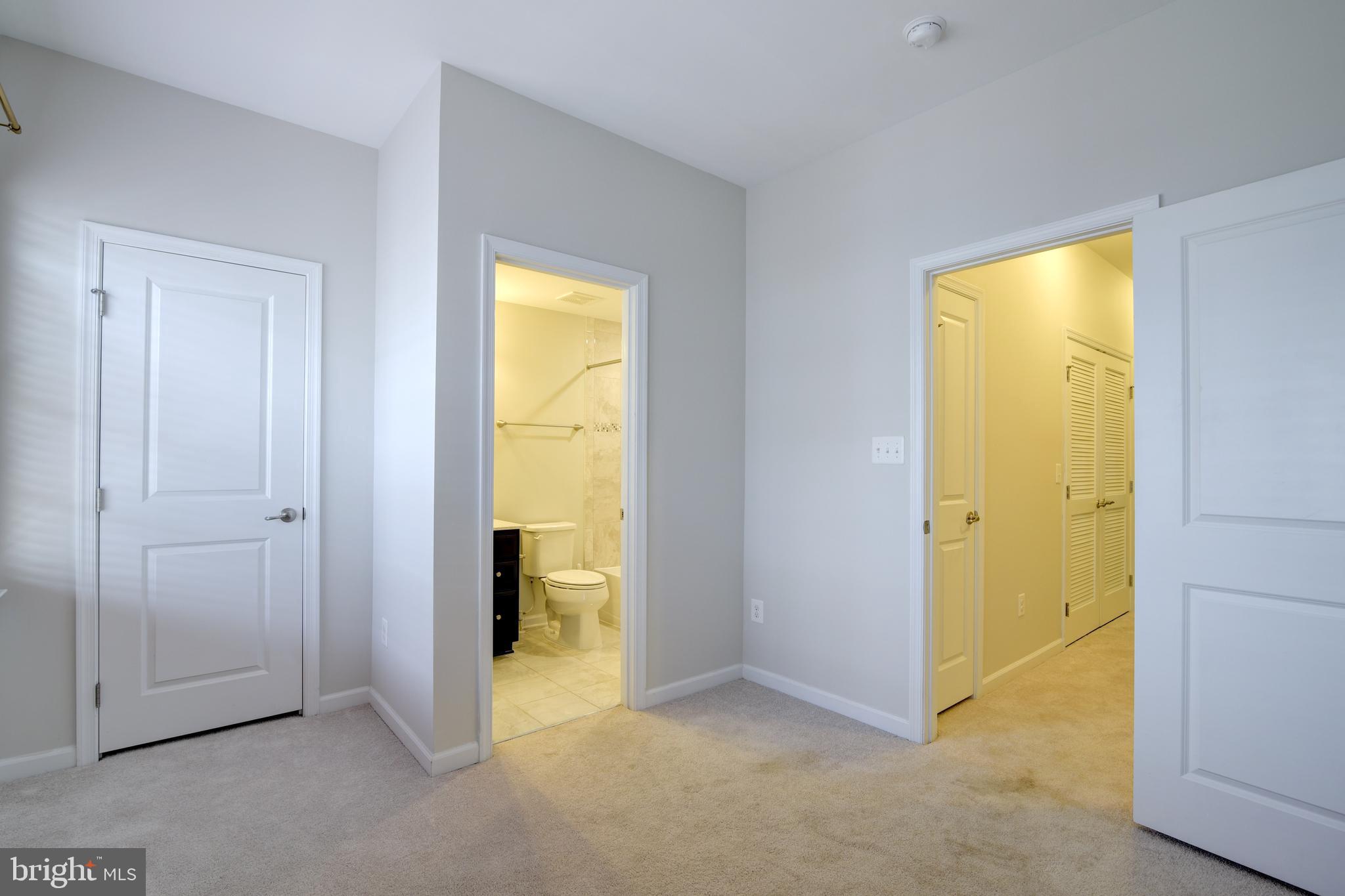 CRESCENT PLACE - Residential Lease