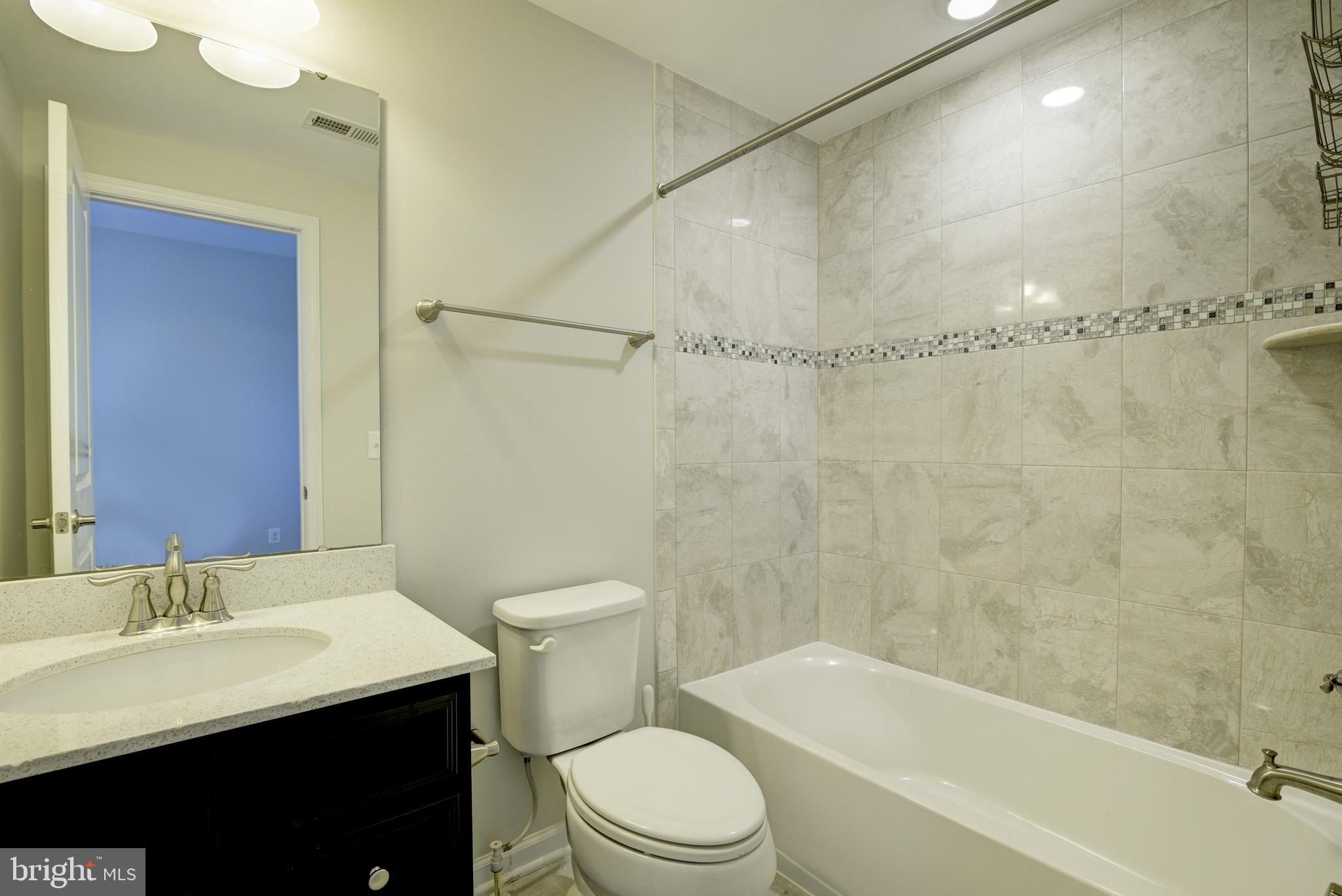 CRESCENT PLACE - Residential Lease