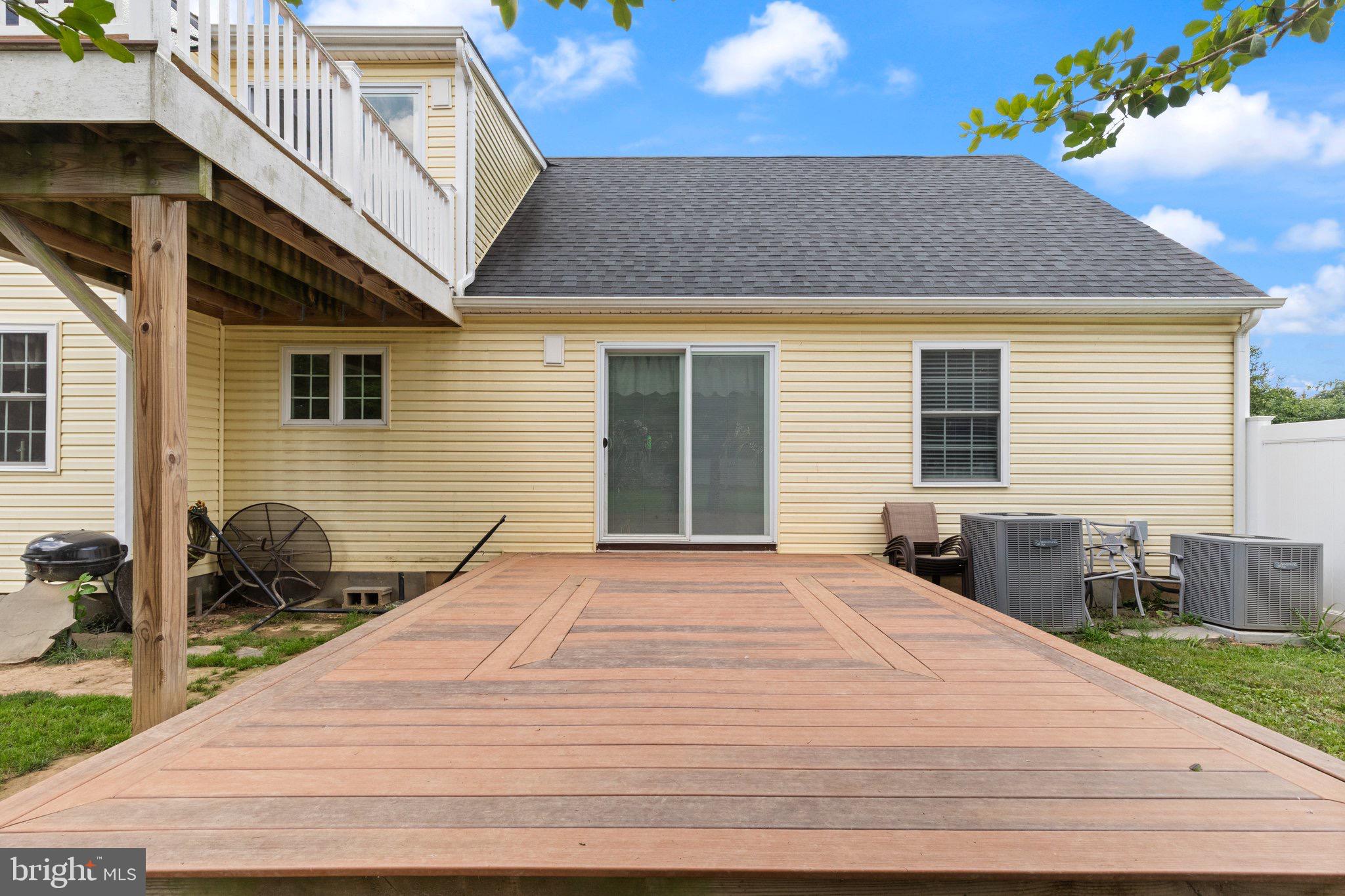 NORMIRA HEIGHTS - Residential