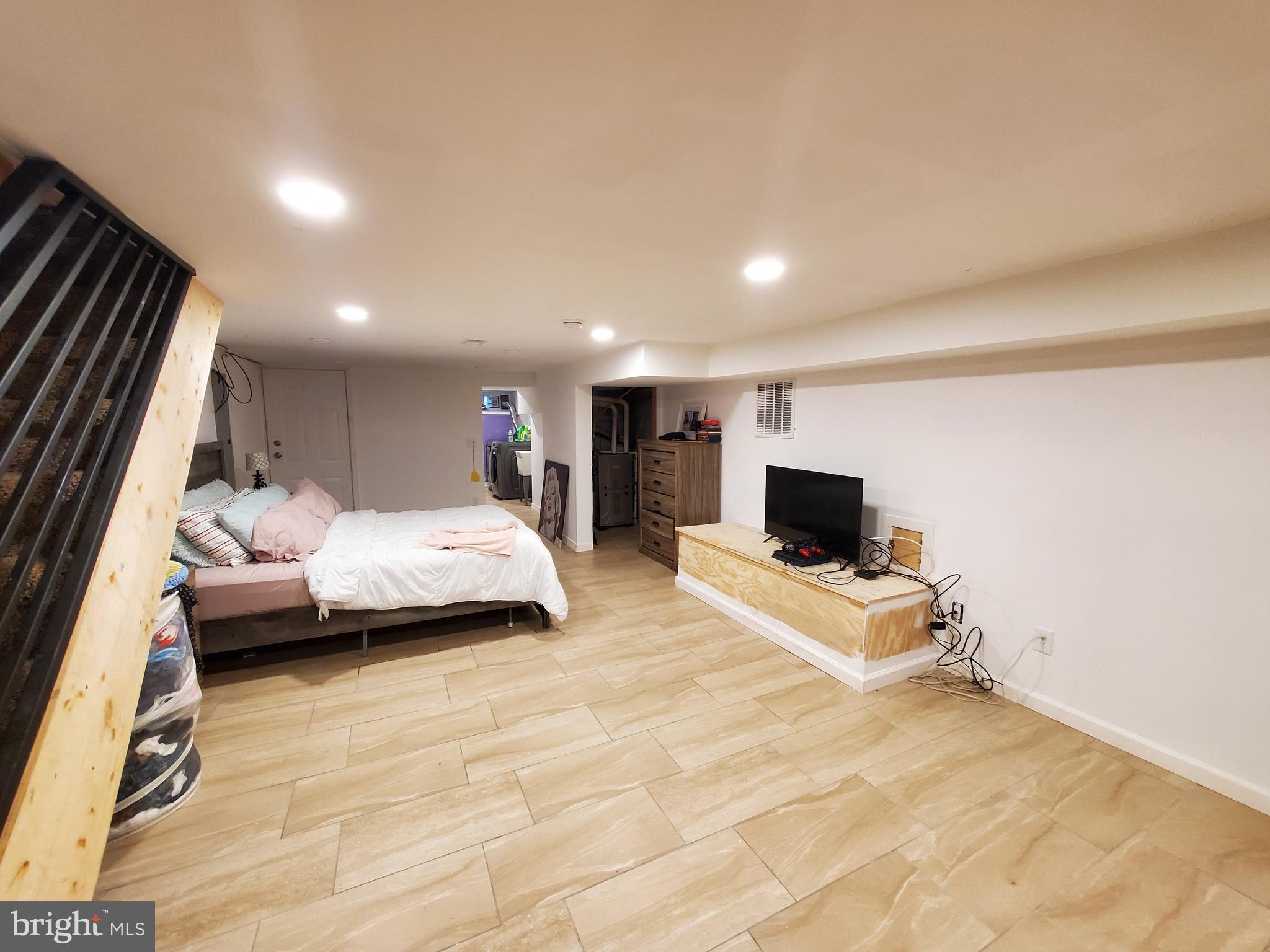 TACONY - Residential