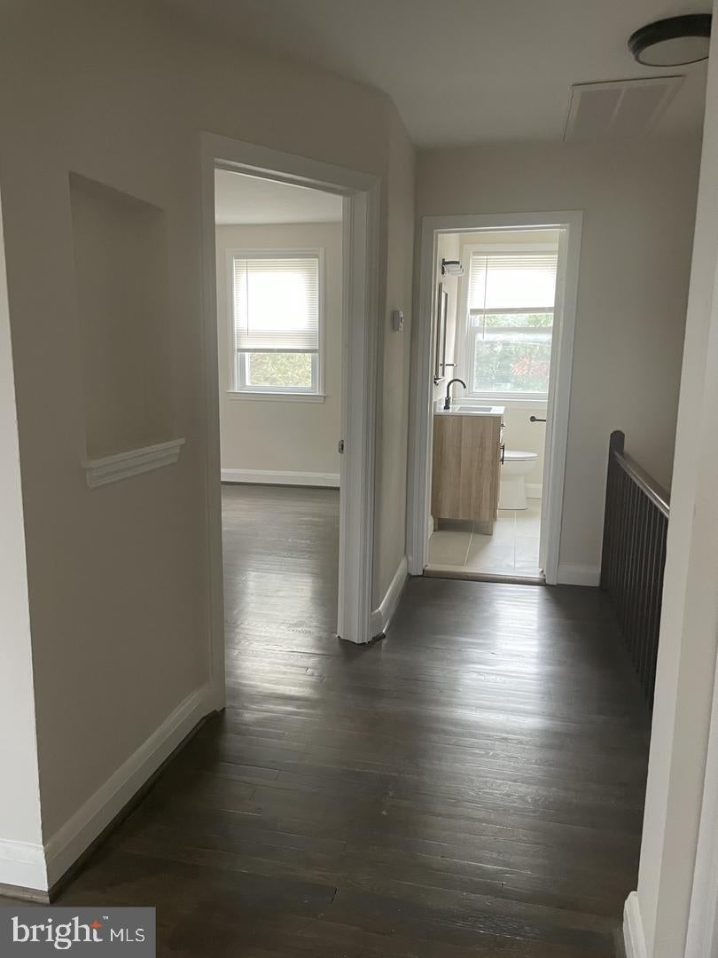 922 DARTMOUTH ROAD 2