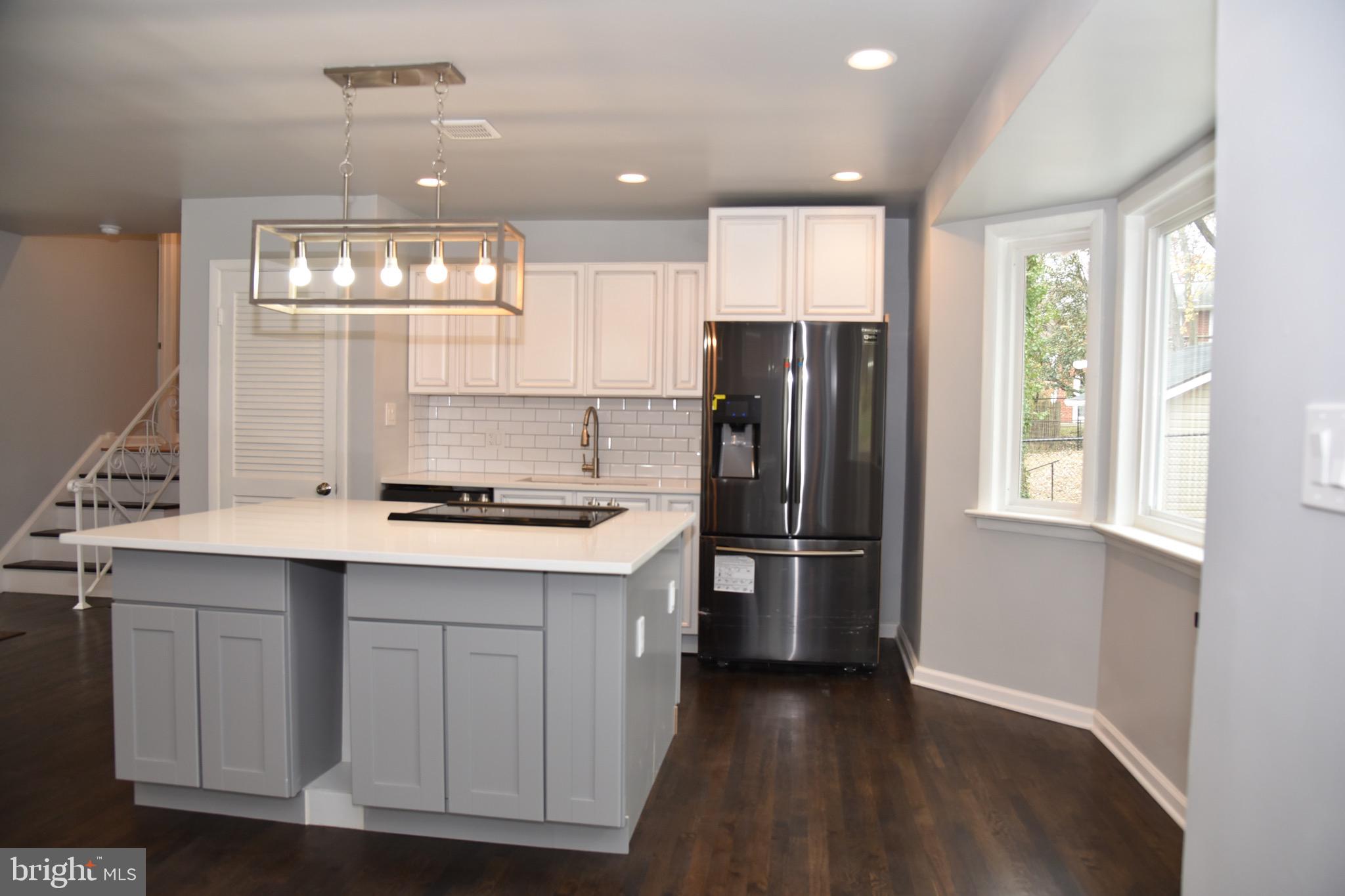 COLLEGE PARK ESTATES - Residential Lease