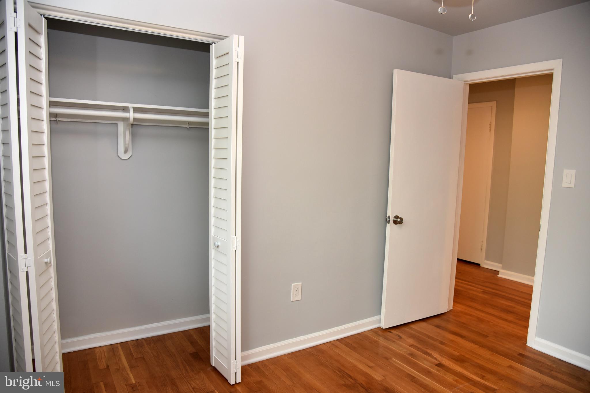 COLLEGE PARK ESTATES - Residential Lease