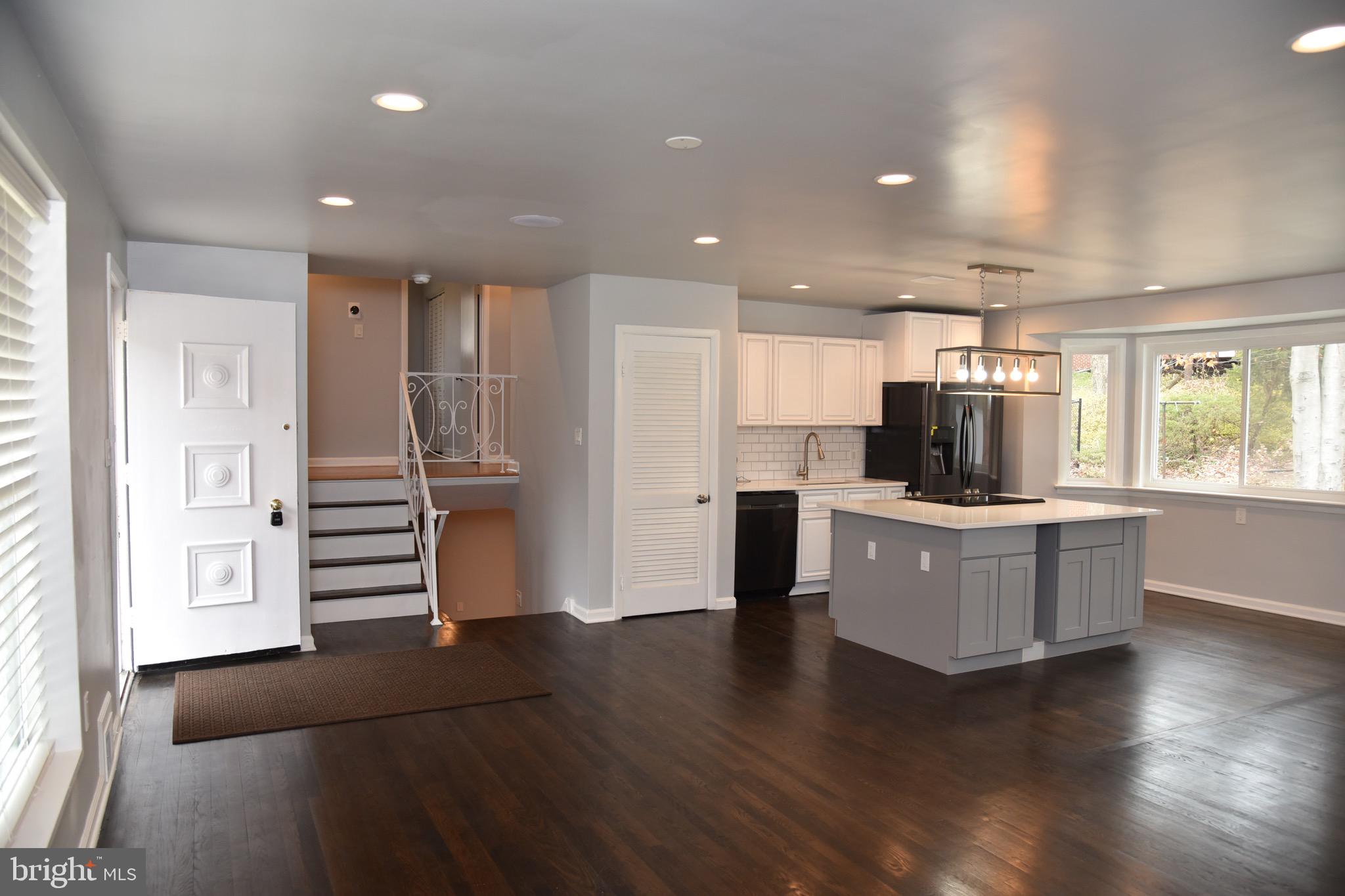 COLLEGE PARK ESTATES - Residential Lease