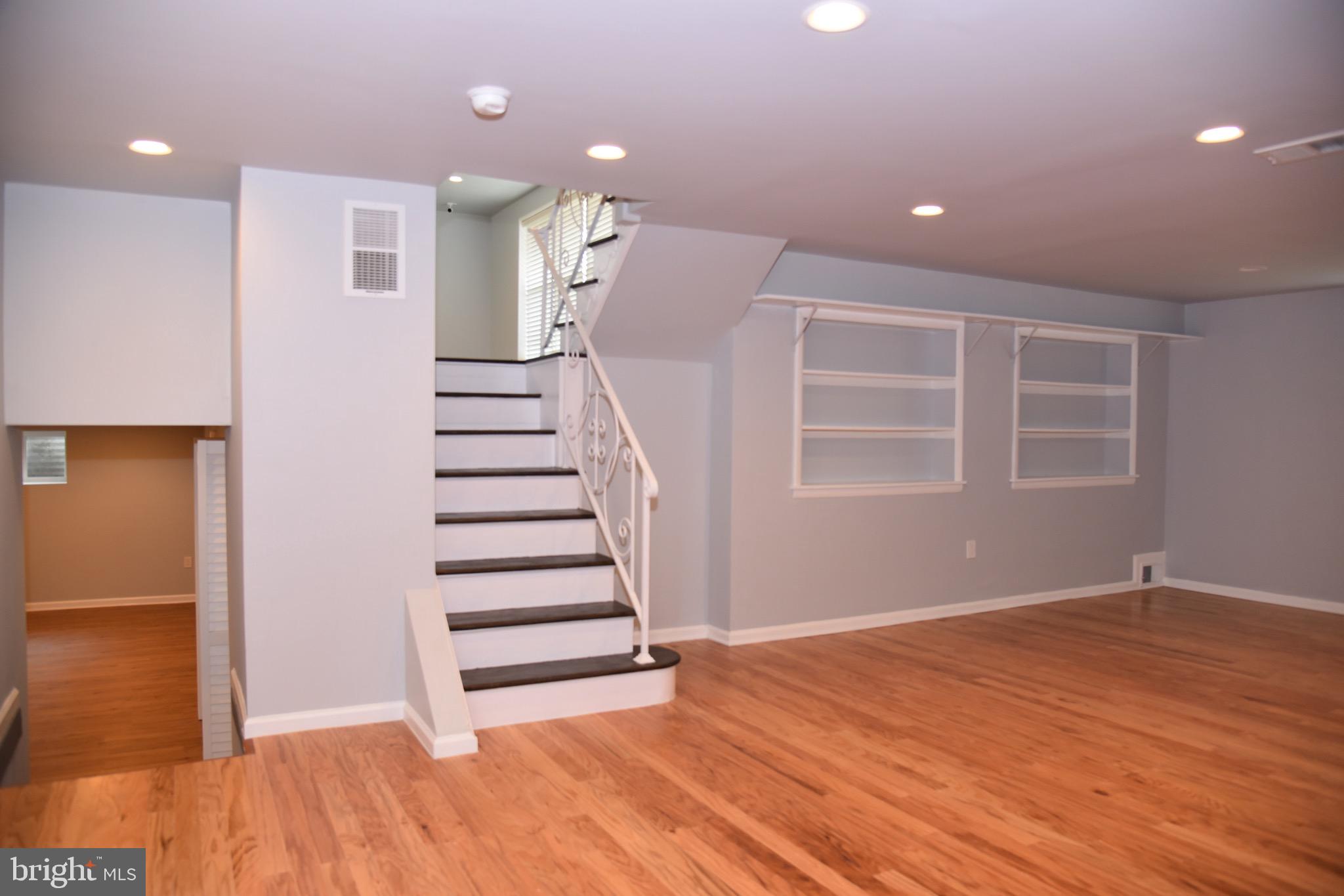 COLLEGE PARK ESTATES - Residential Lease