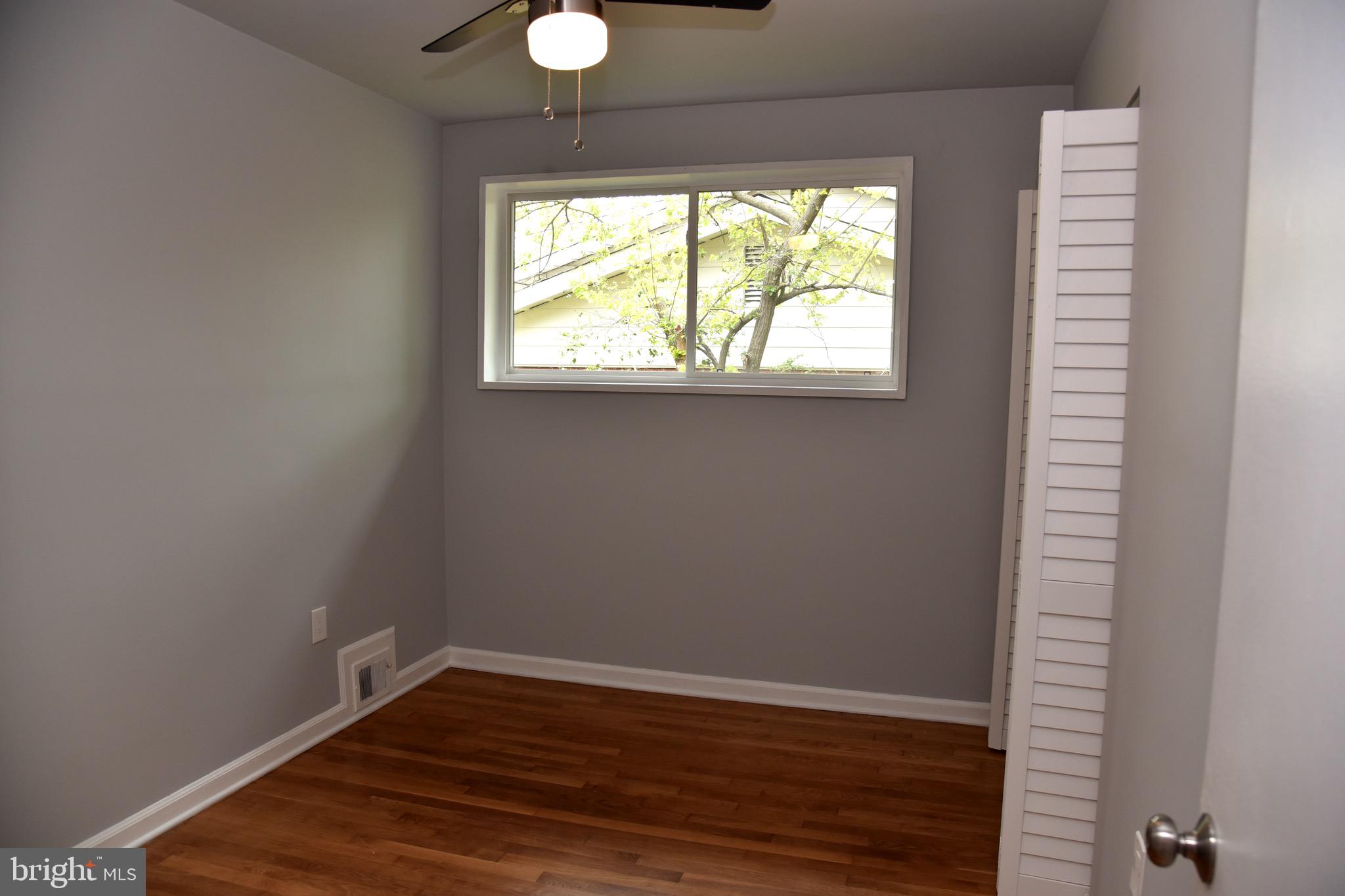 COLLEGE PARK ESTATES - Residential Lease