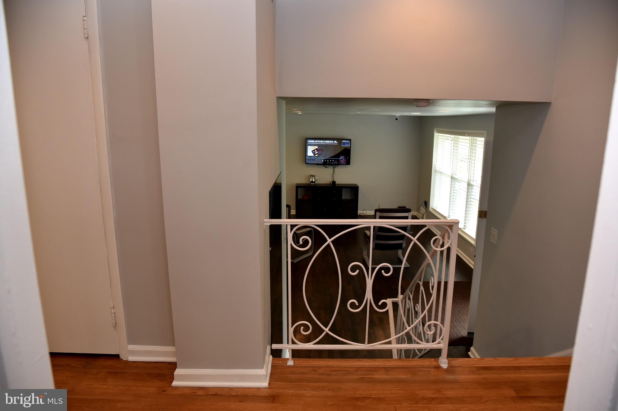 COLLEGE PARK ESTATES - Residential Lease