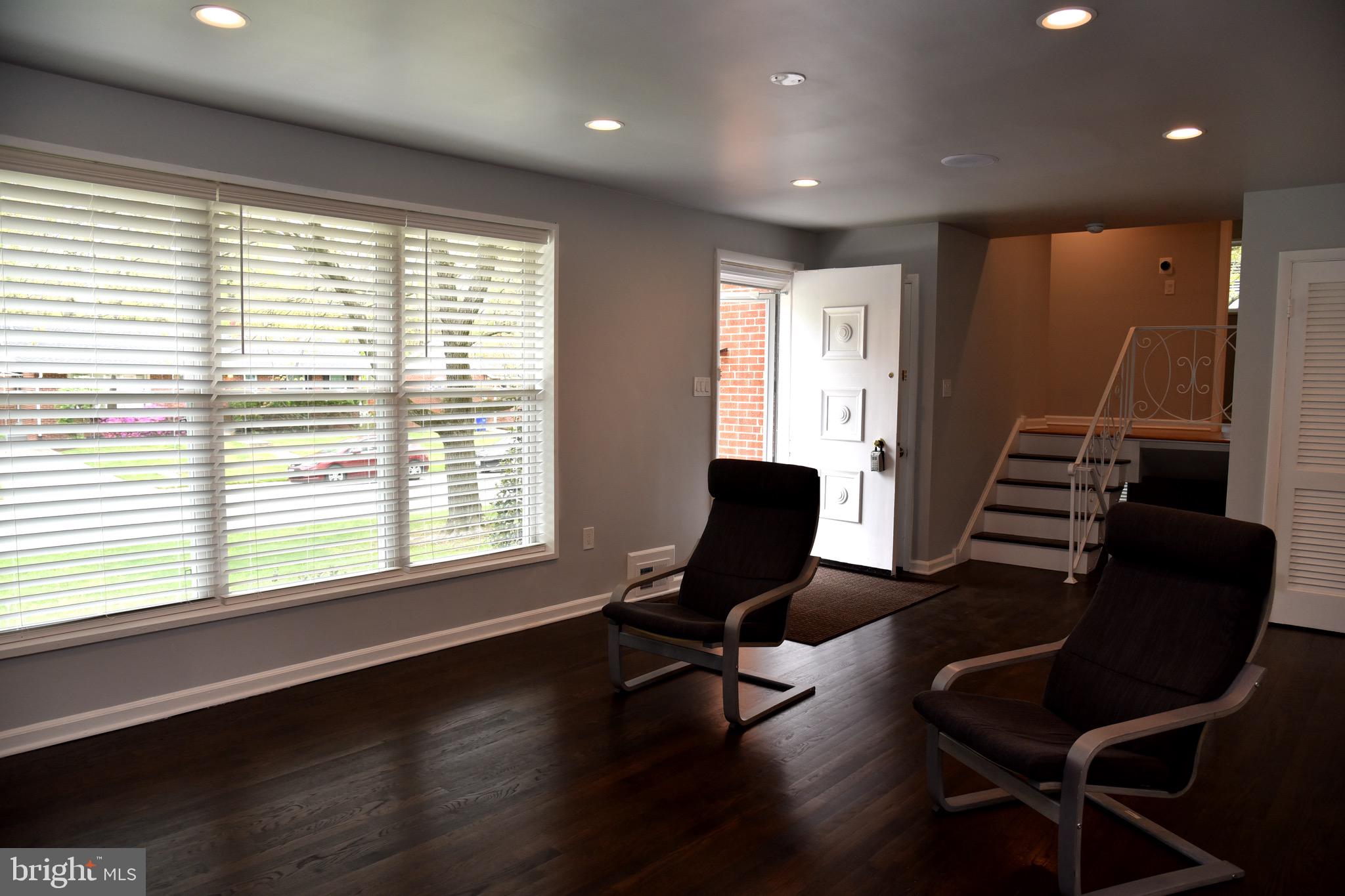 COLLEGE PARK ESTATES - Residential Lease